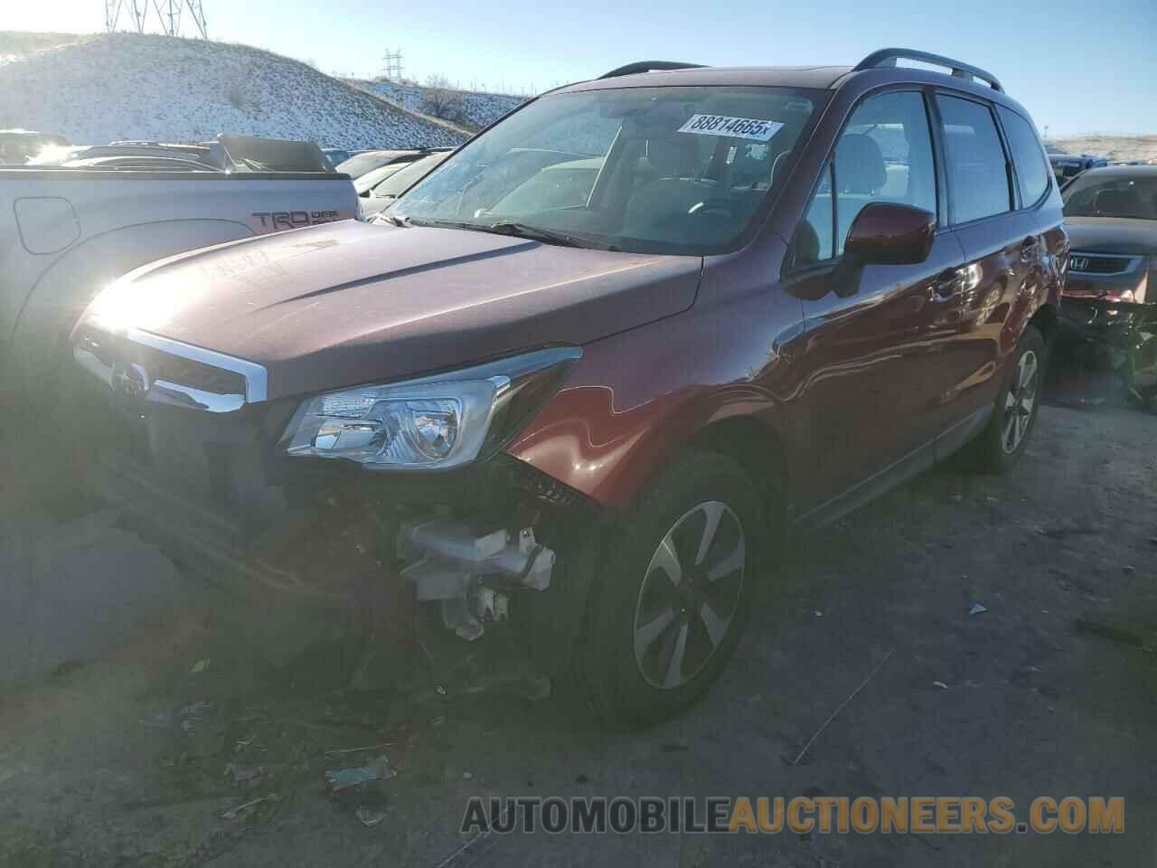 JF2SJAGC4JH438567 SUBARU FORESTER 2018