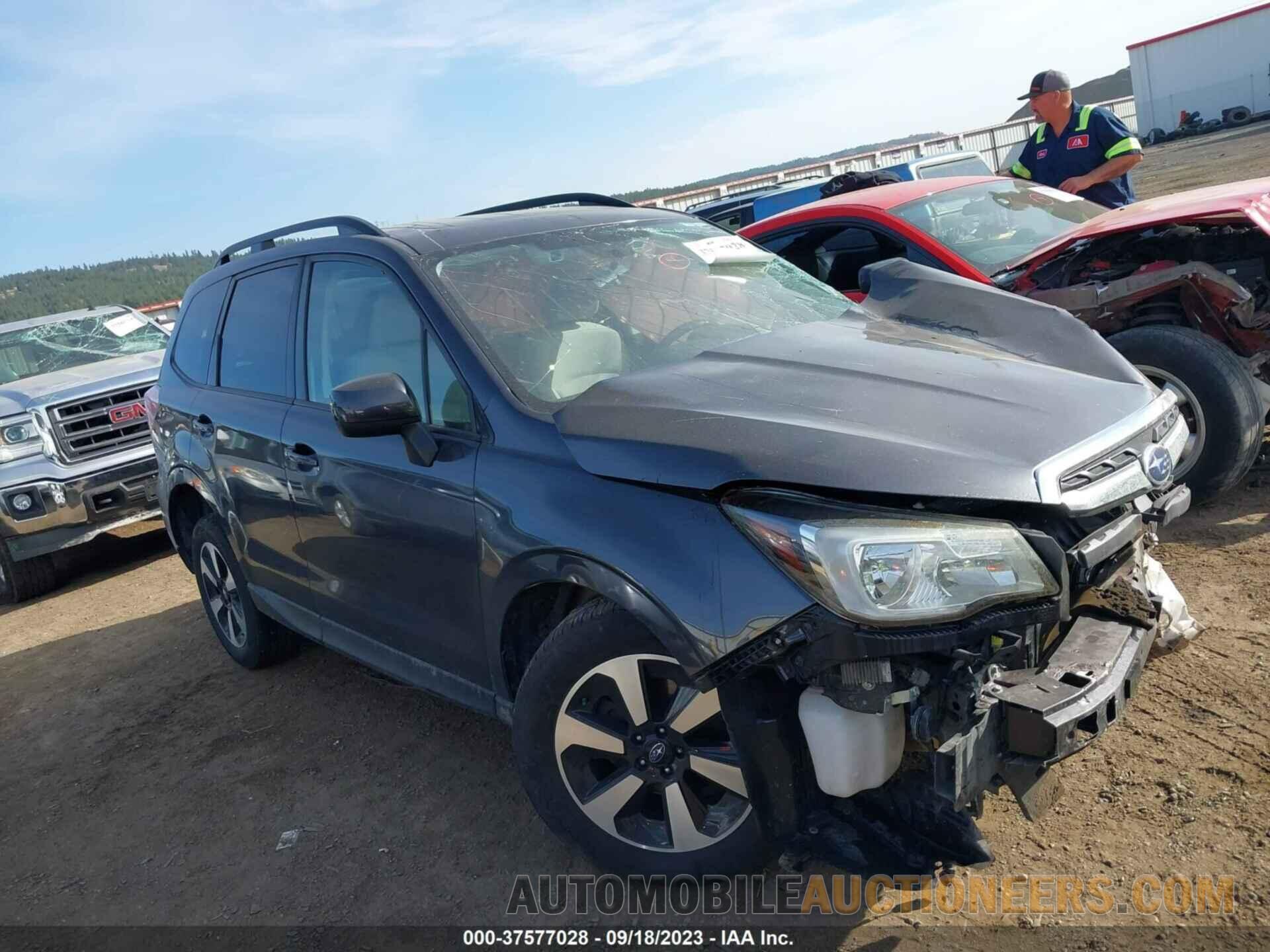 JF2SJAGC4JH582572 SUBARU FORESTER 2018