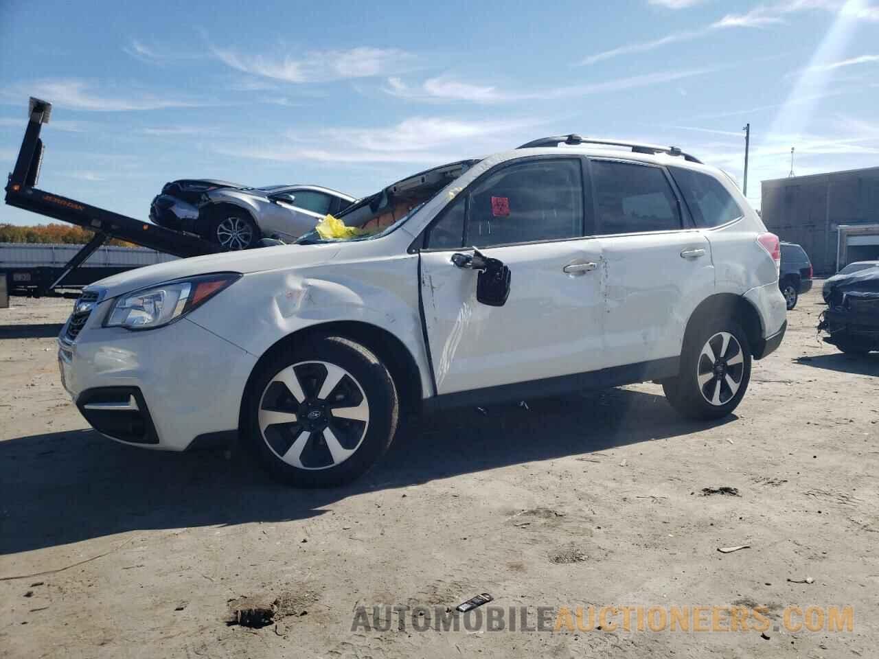 JF2SJAGC6JH551775 SUBARU FORESTER 2018