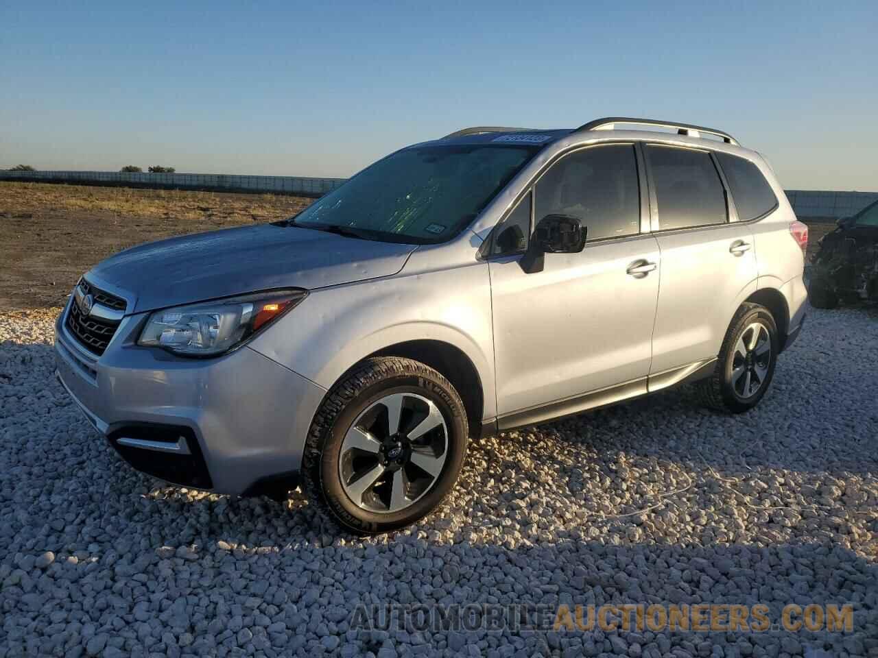 JF2SJAGC8JH465268 SUBARU FORESTER 2018