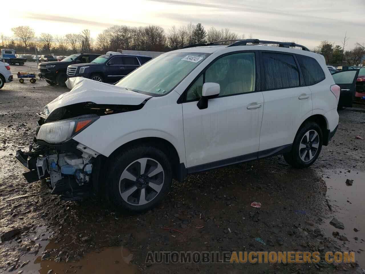 JF2SJAGC8JH490459 SUBARU FORESTER 2018