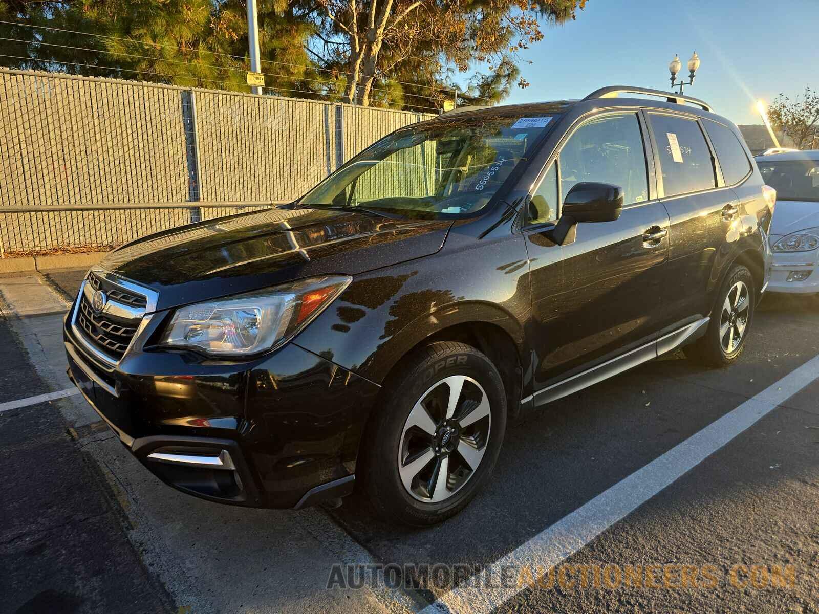 JF2SJAGCXHH496693 Subaru Forester 2017