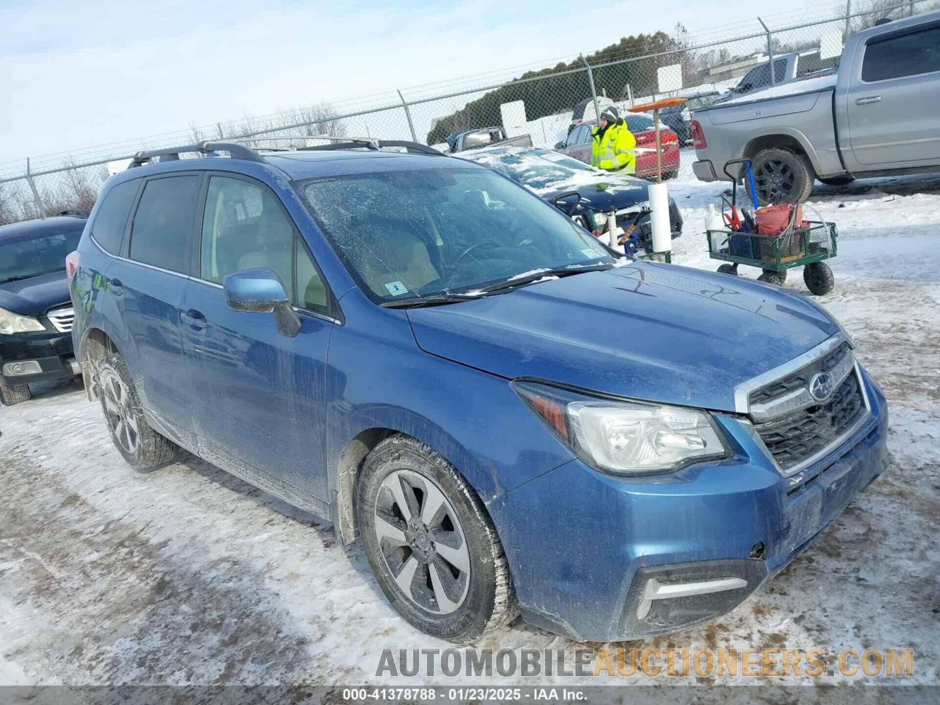 JF2SJAJC5HH417066 SUBARU FORESTER 2017