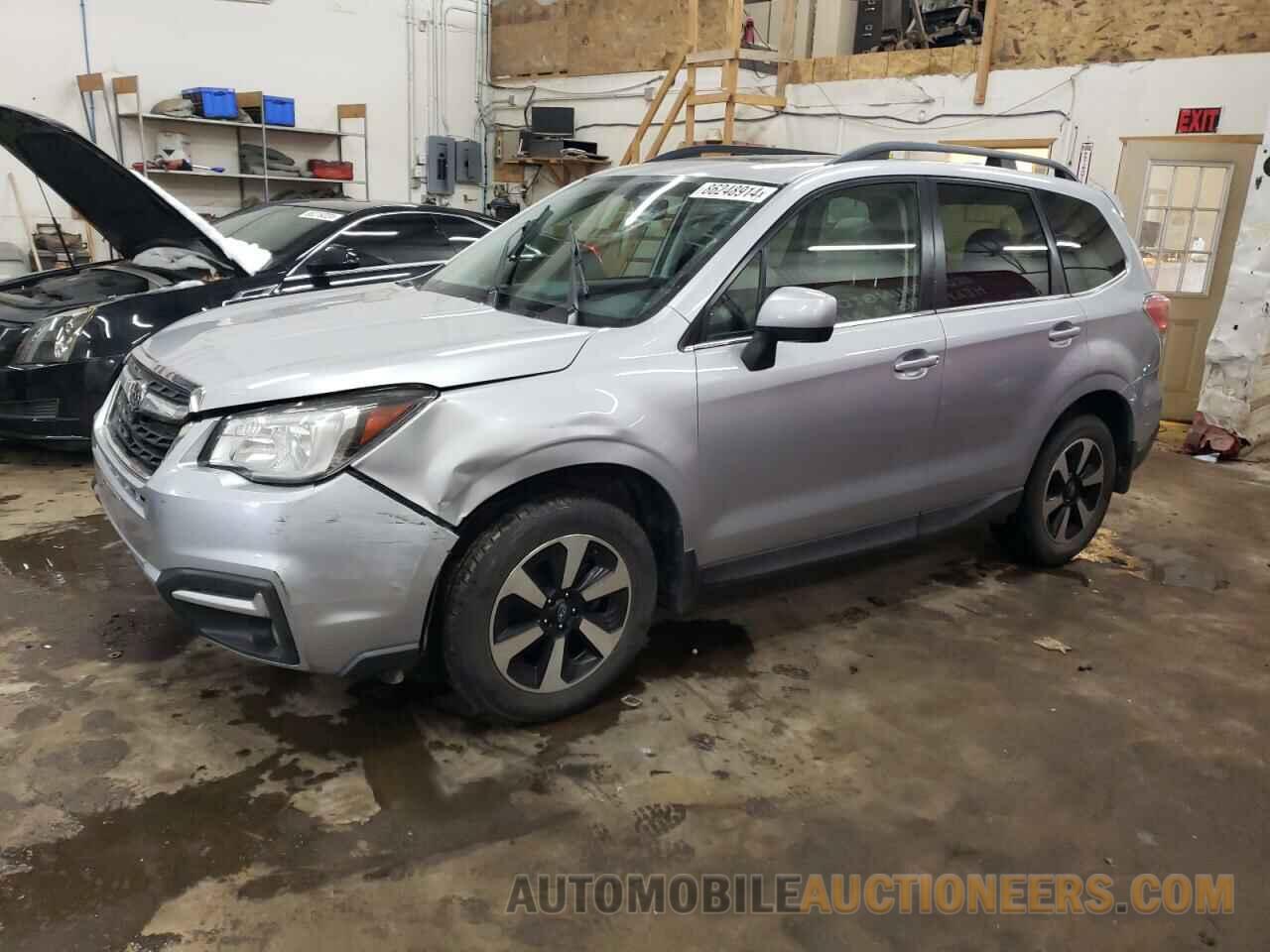 JF2SJAJC5JH542879 SUBARU FORESTER 2018