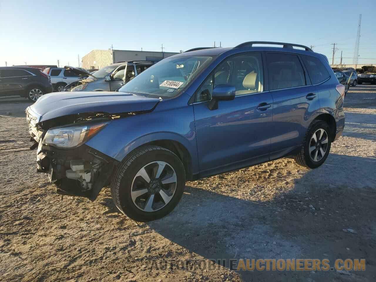 JF2SJAJC7HH442275 SUBARU FORESTER 2017