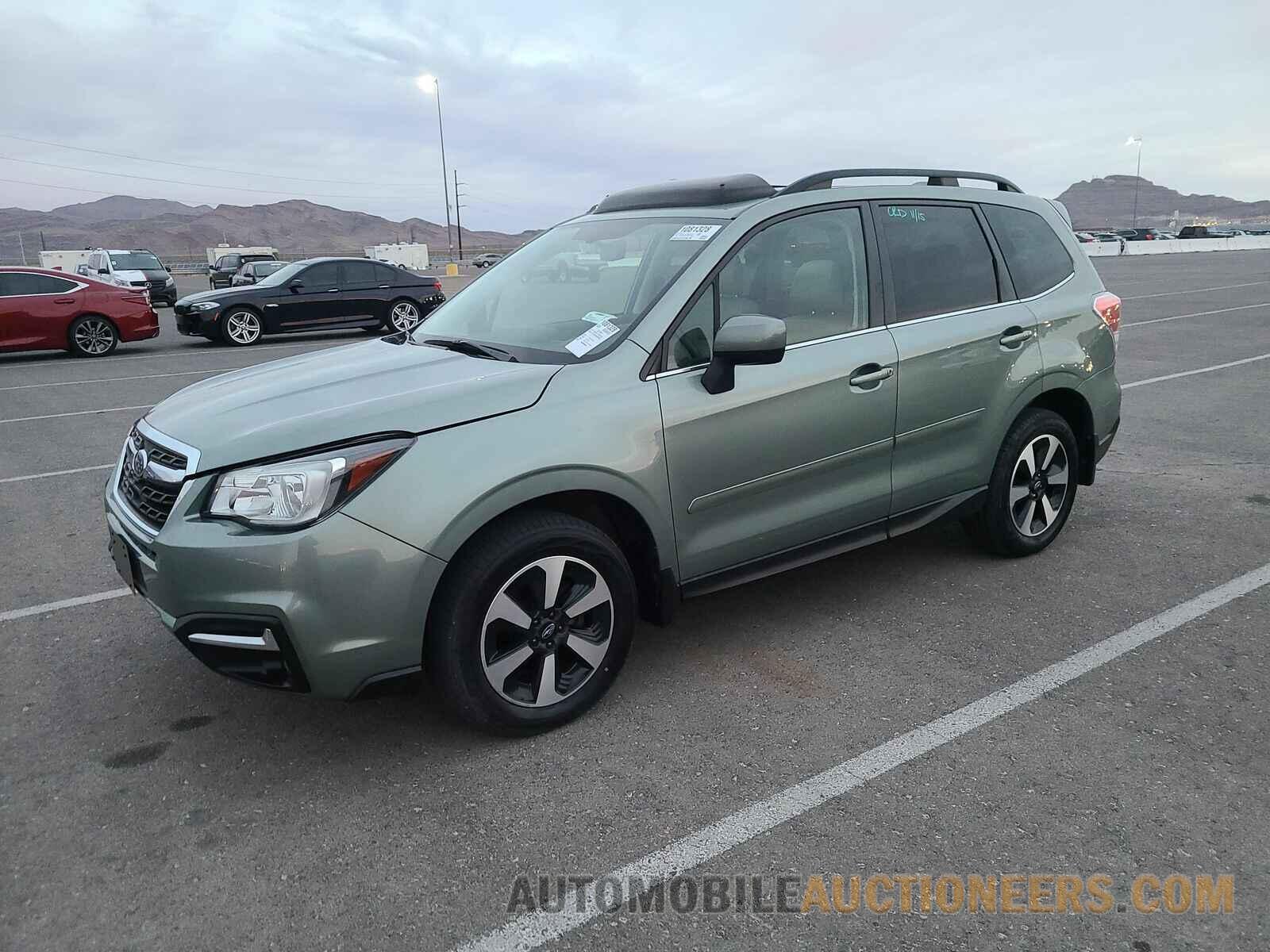 JF2SJAJC8HH468786 Subaru Forester 2017