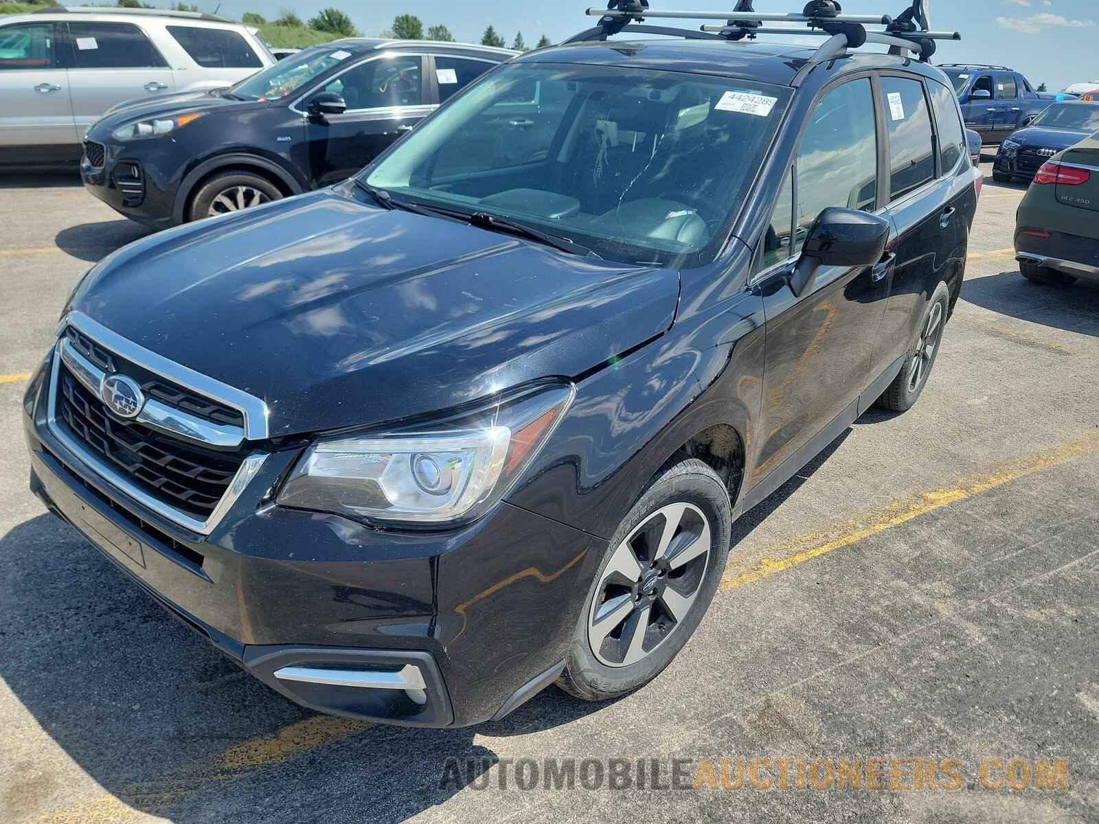 JF2SJARC4HH589108 Subaru Forester 2017