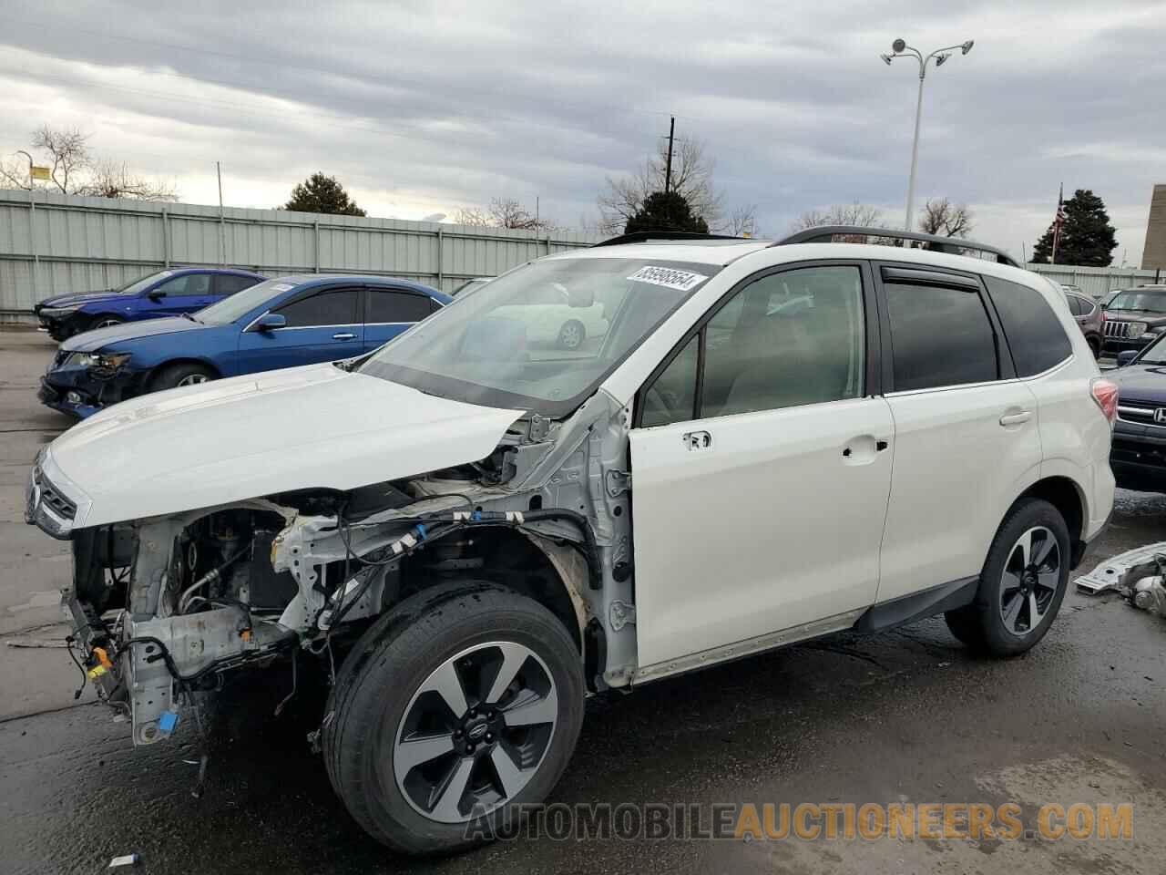 JF2SJARC7JH598116 SUBARU FORESTER 2018