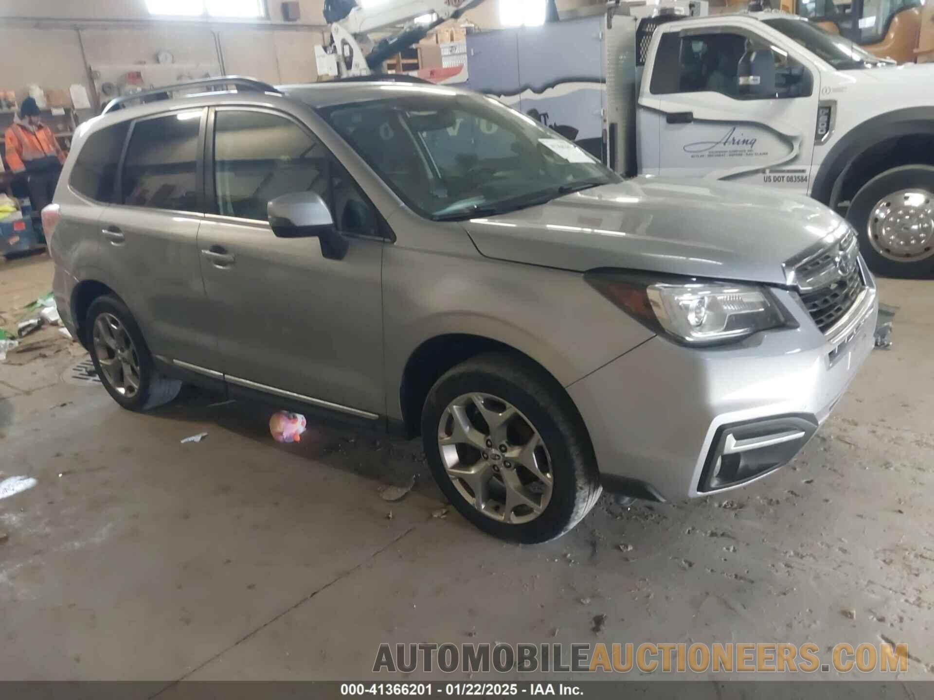 JF2SJATC1HH498256 SUBARU FORESTER 2017