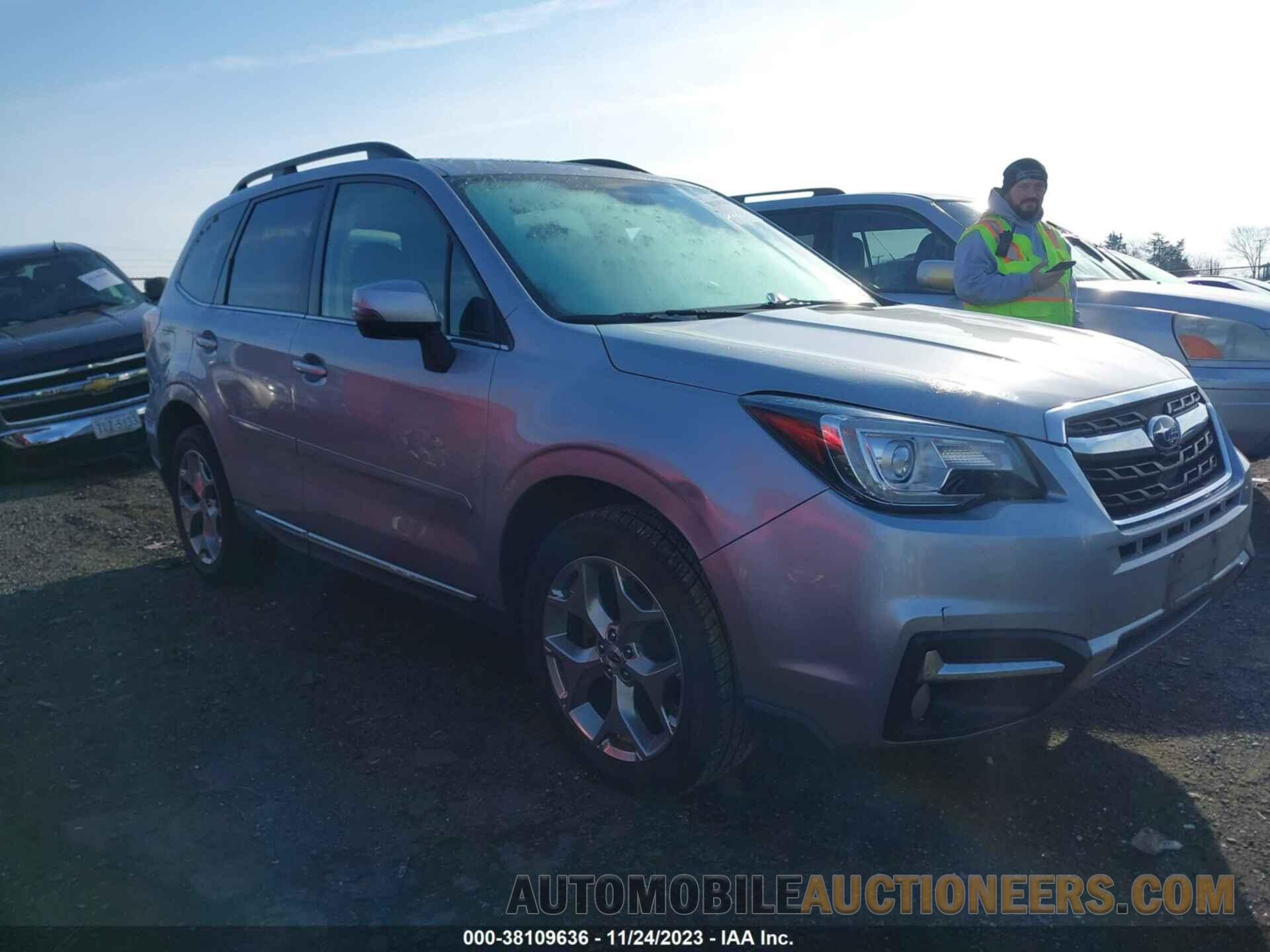 JF2SJAWC1JH404040 SUBARU FORESTER 2018