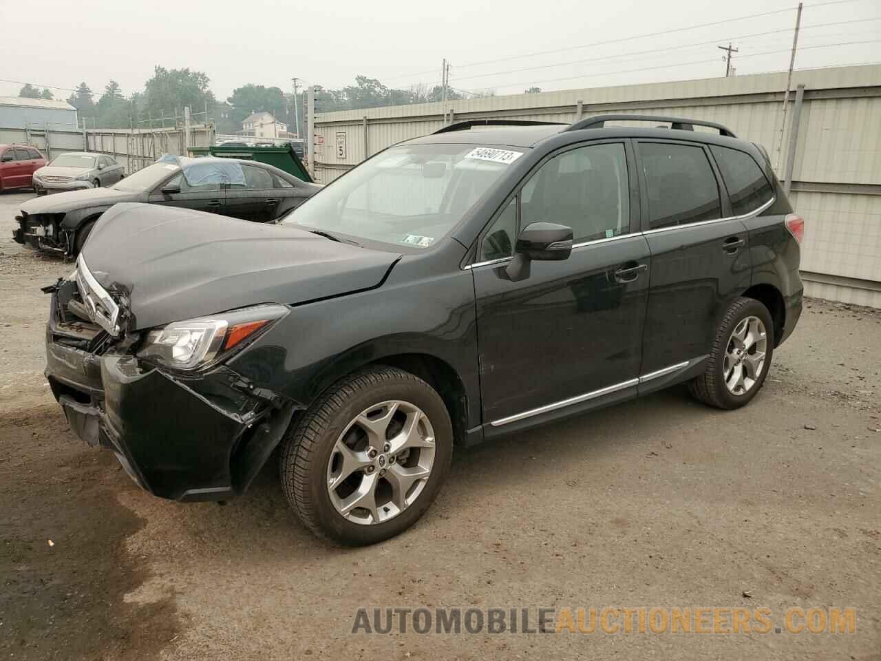 JF2SJAWC2JH538569 SUBARU FORESTER 2018