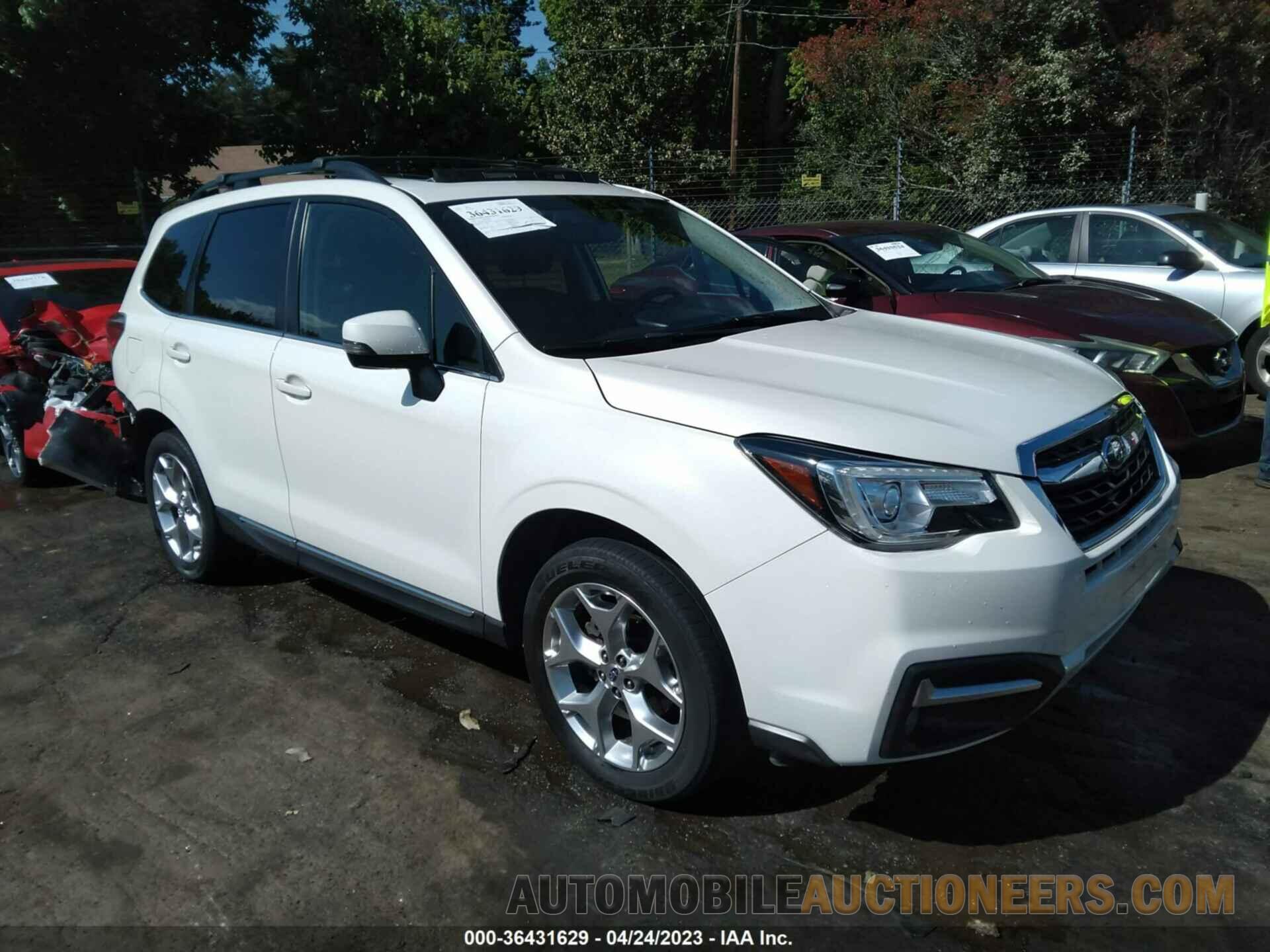 JF2SJAWC3JH405111 SUBARU FORESTER 2018