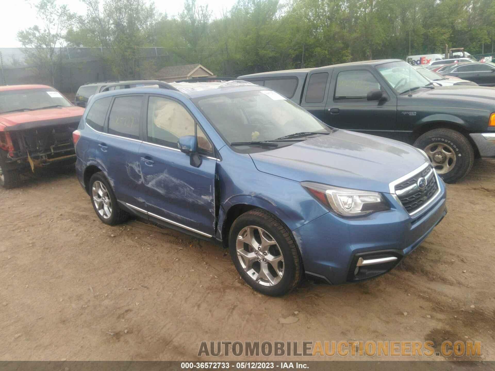 JF2SJAWC3JH474798 SUBARU FORESTER 2018