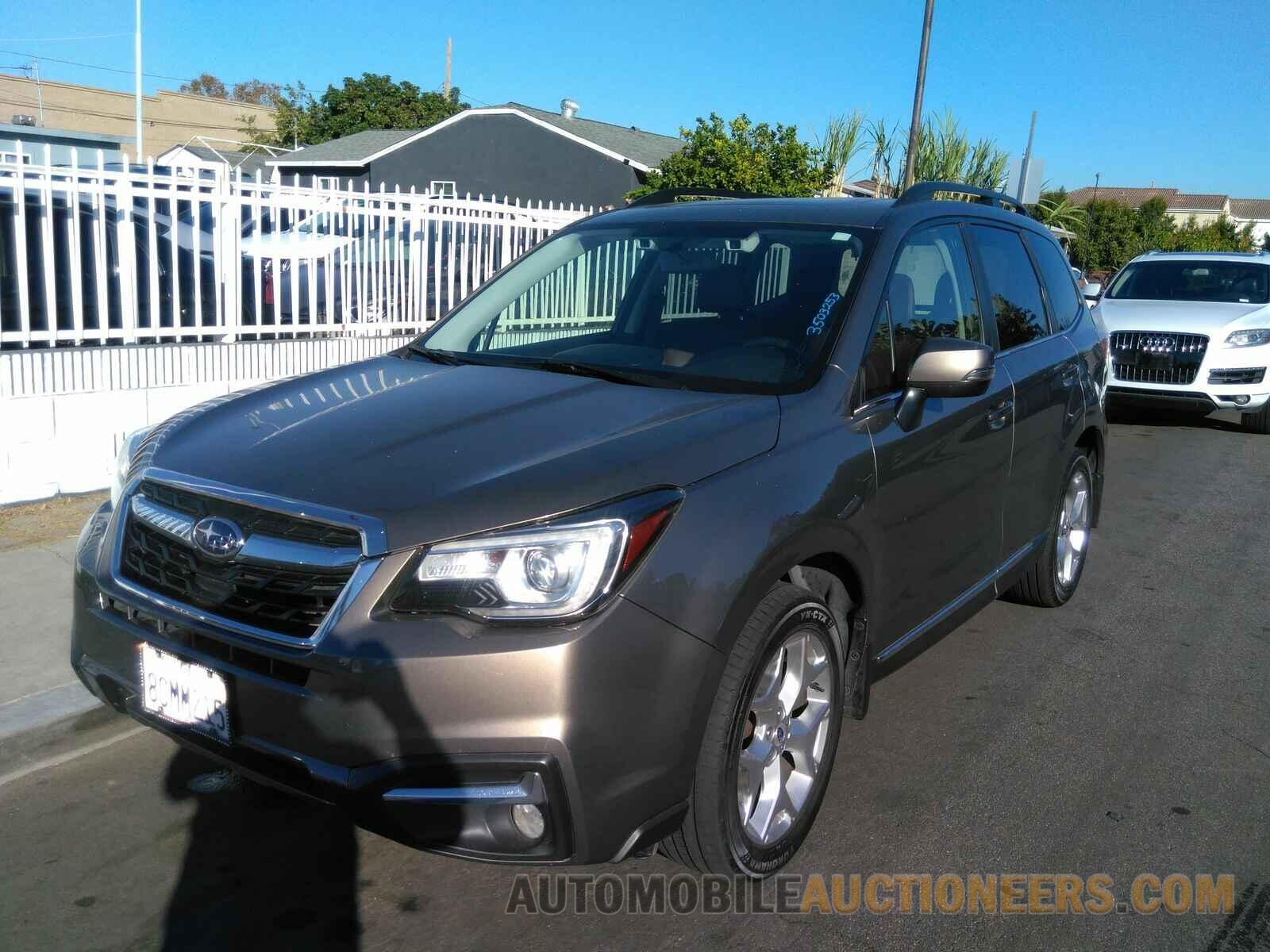 JF2SJAWC3JH553825 Subaru Forester 2018