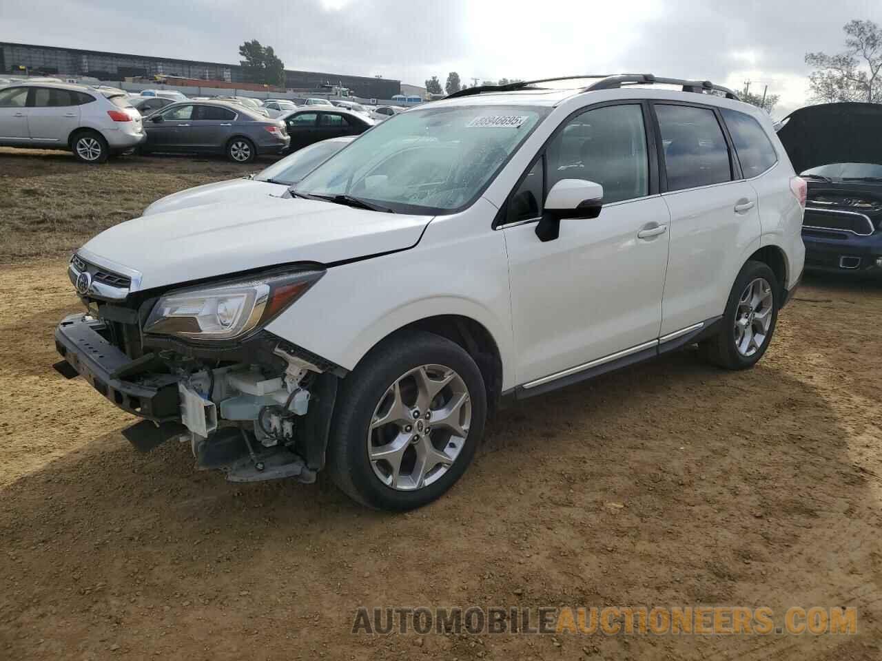 JF2SJAWC4JH497894 SUBARU FORESTER 2018