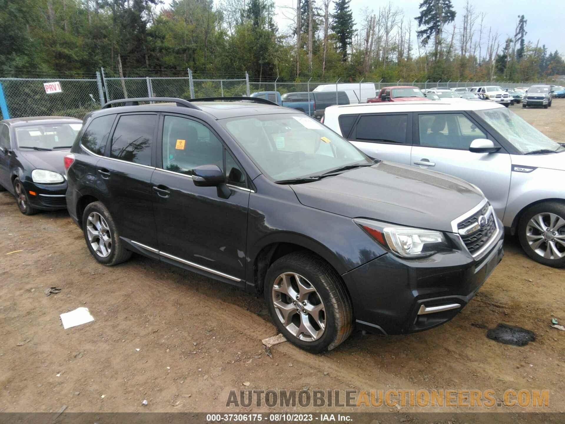 JF2SJAWC4JH545927 SUBARU FORESTER 2018