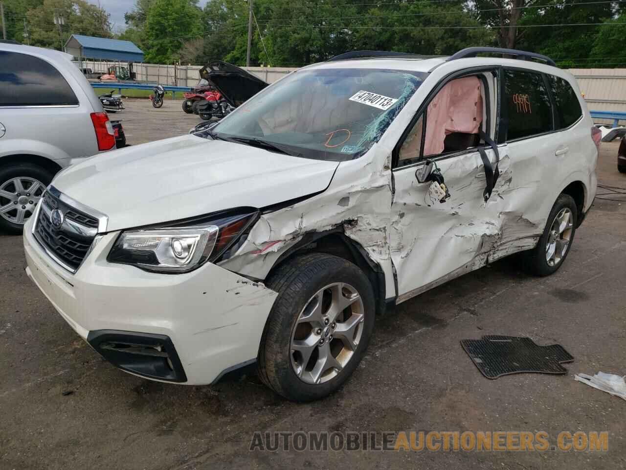 JF2SJAWC4JH561769 SUBARU FORESTER 2018