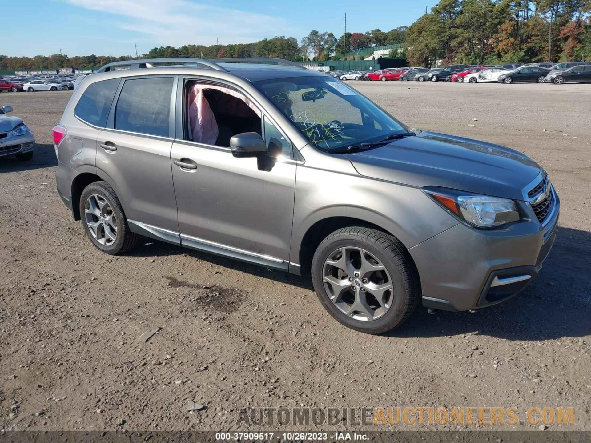 JF2SJAWC5JH575633 SUBARU FORESTER 2018