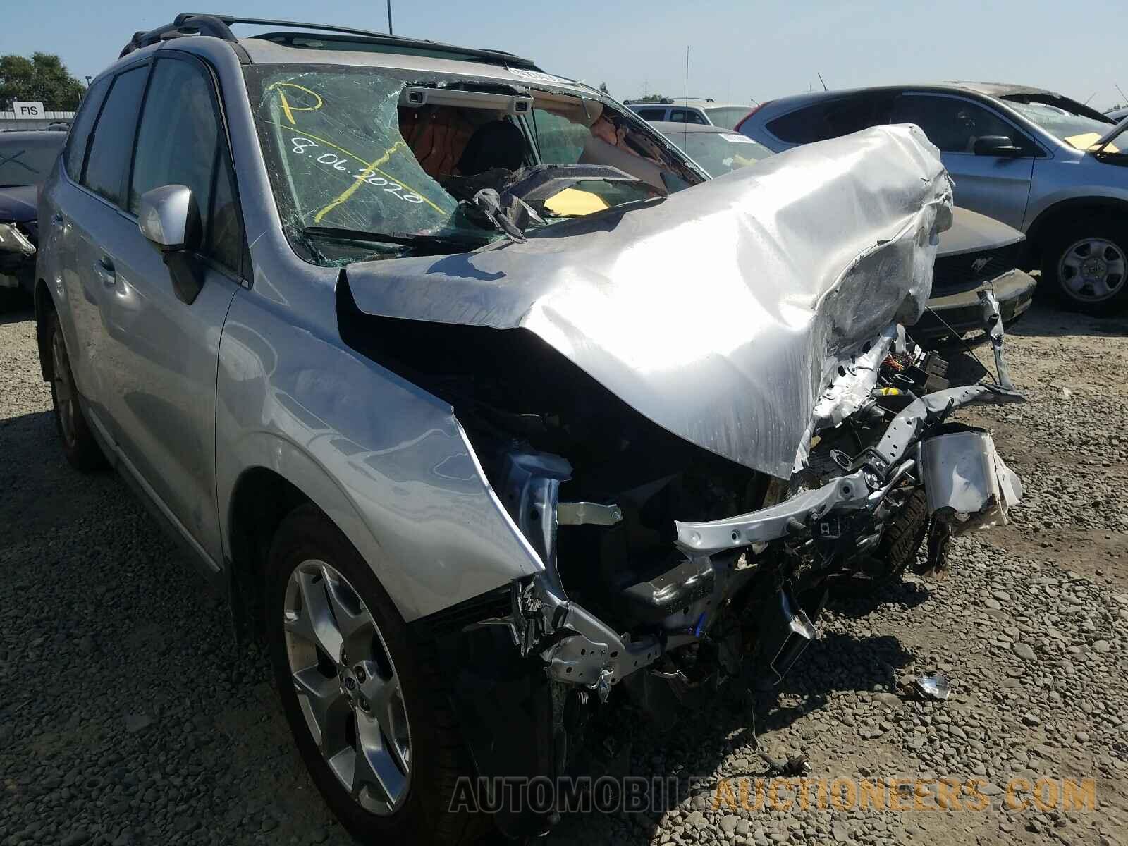 JF2SJAWC6JH559635 SUBARU FORESTER 2018