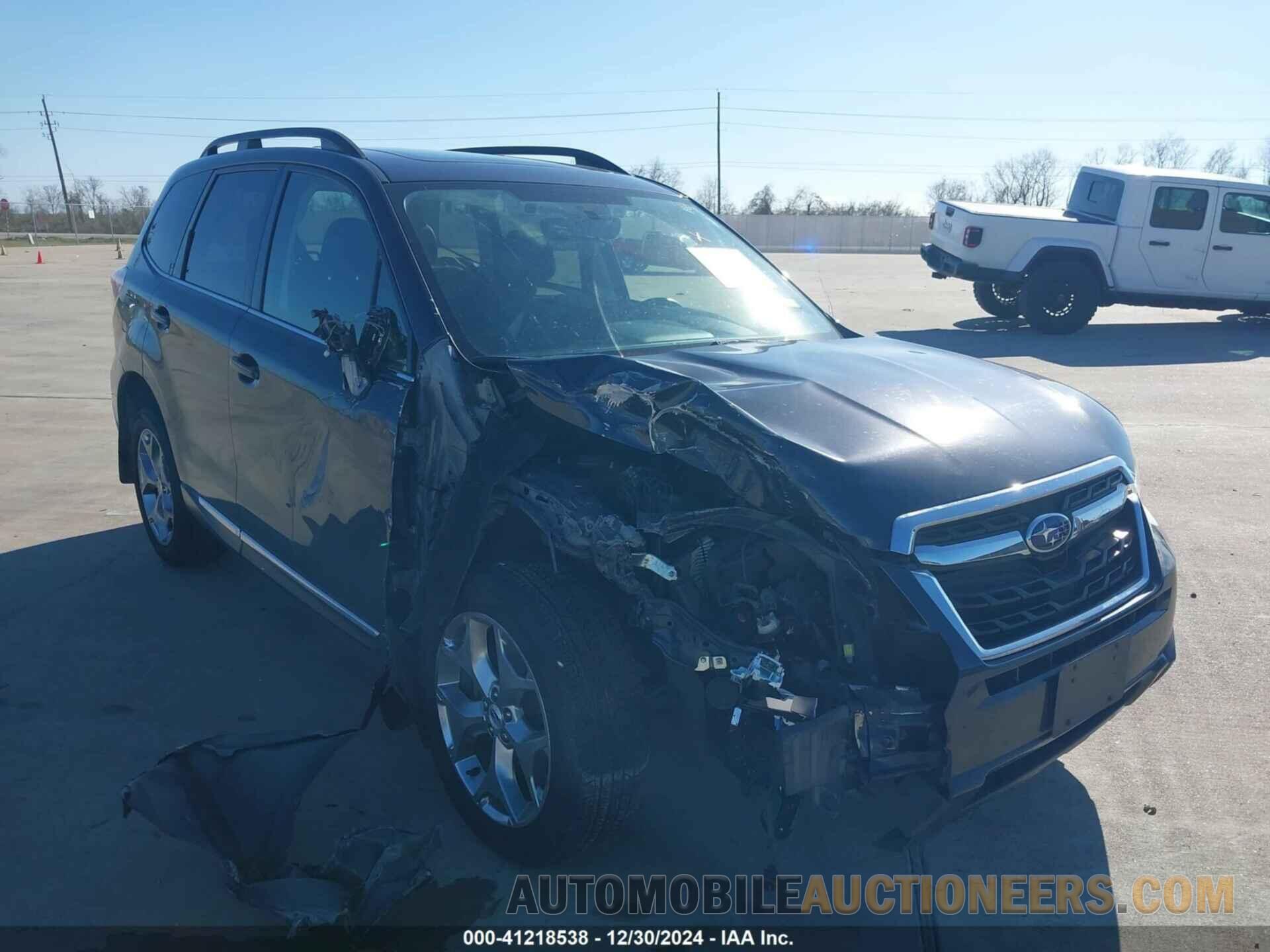 JF2SJAWC8JH464378 SUBARU FORESTER 2018