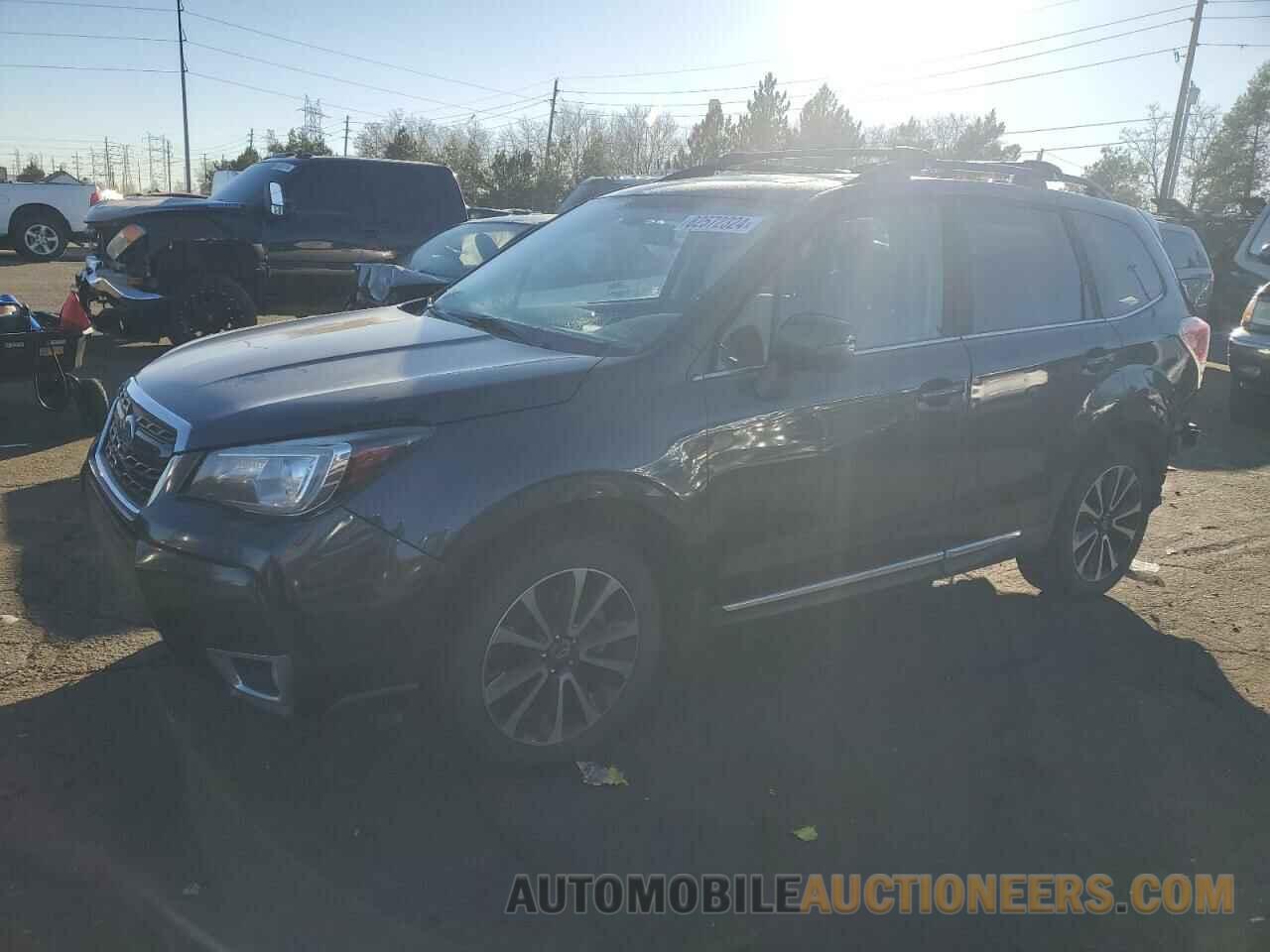 JF2SJGWC0JH492582 SUBARU FORESTER 2018