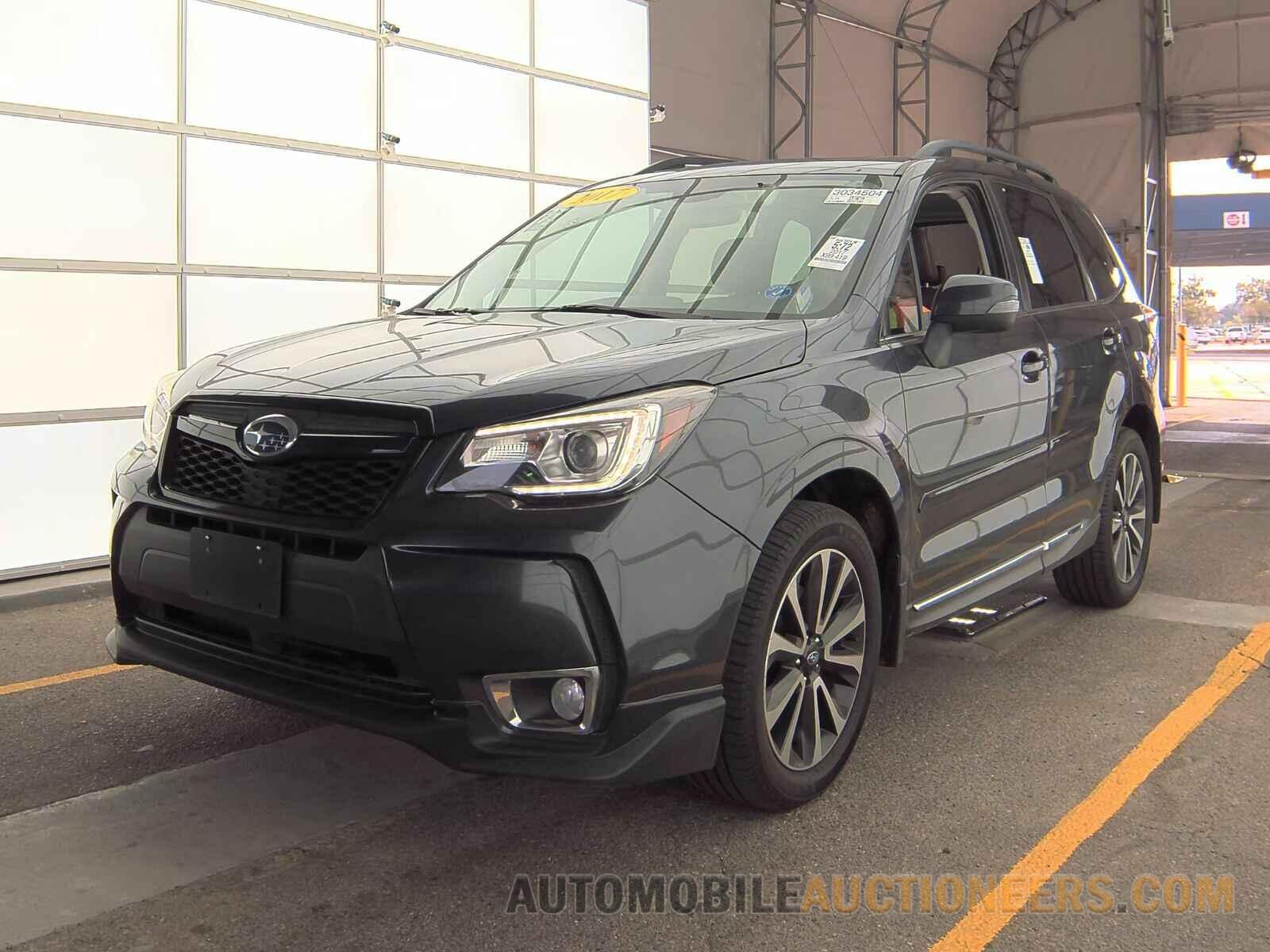 JF2SJGWC2HH578342 Subaru Forester 2017