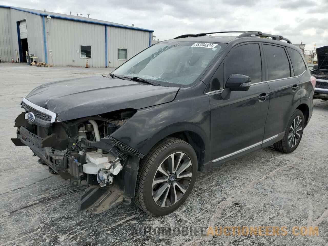 JF2SJGWC2JH577133 SUBARU FORESTER 2018