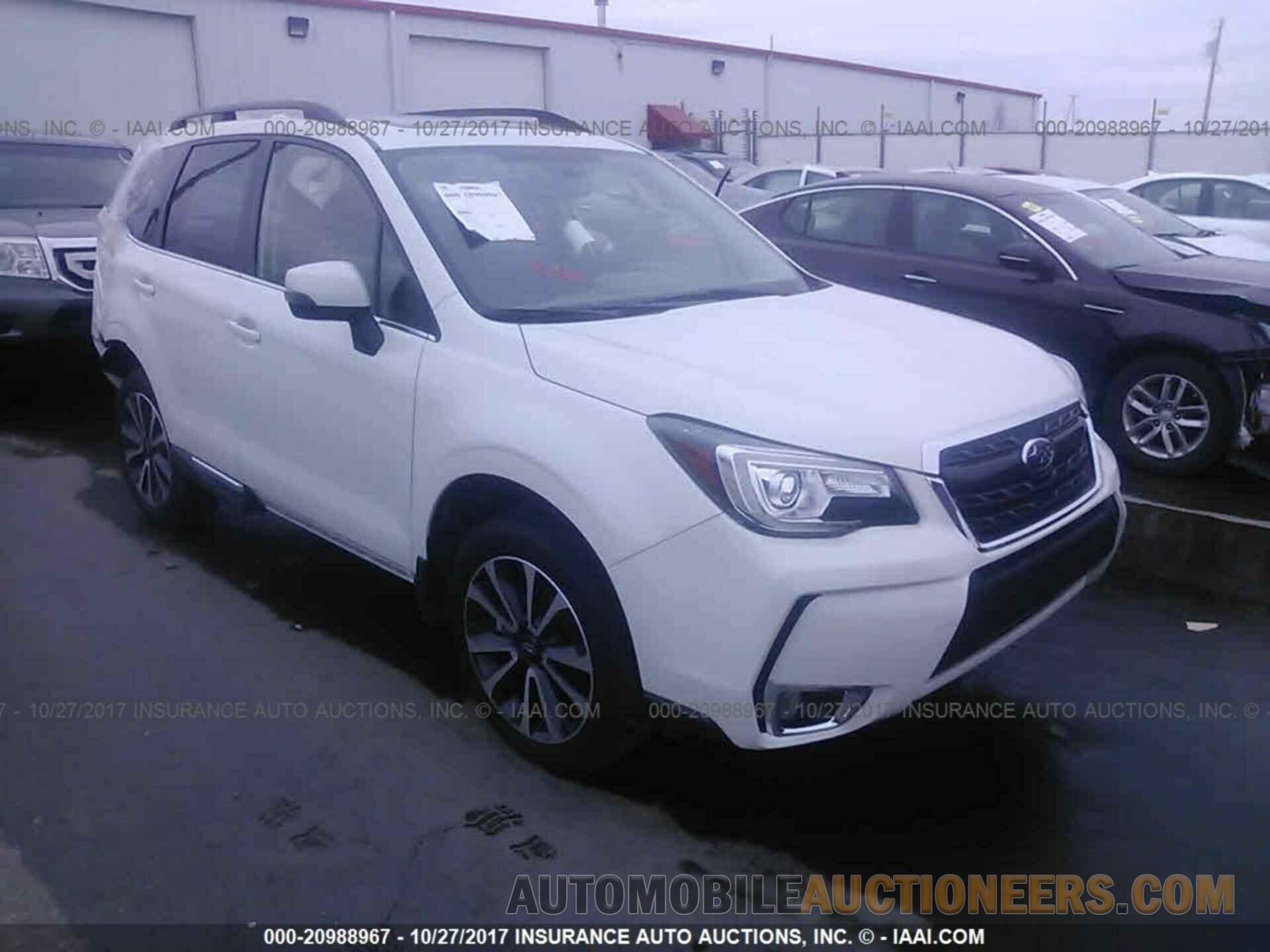 JF2SJGWC3HH800063 Subaru Forester 2017