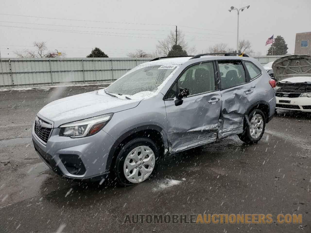 JF2SKADC2LH570909 SUBARU FORESTER 2020