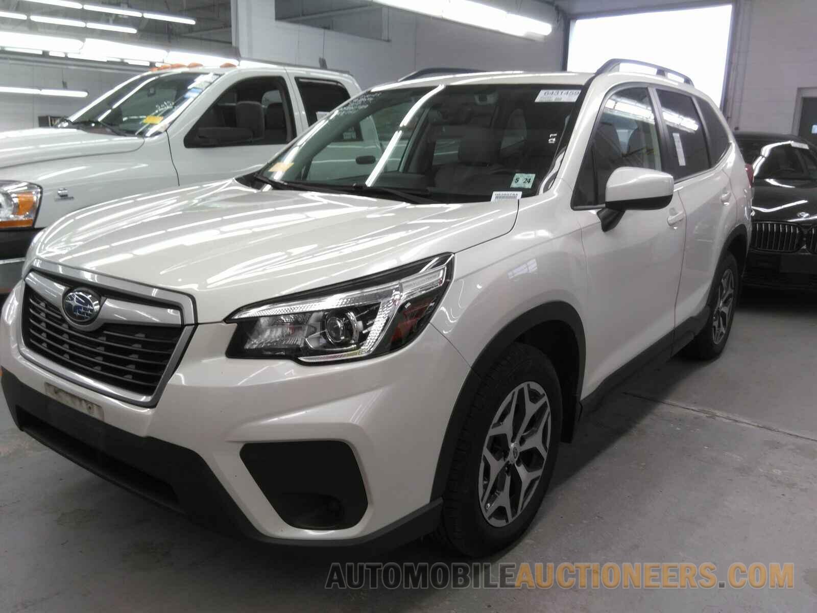 JF2SKAEC0KH526078 Subaru Forester 2019