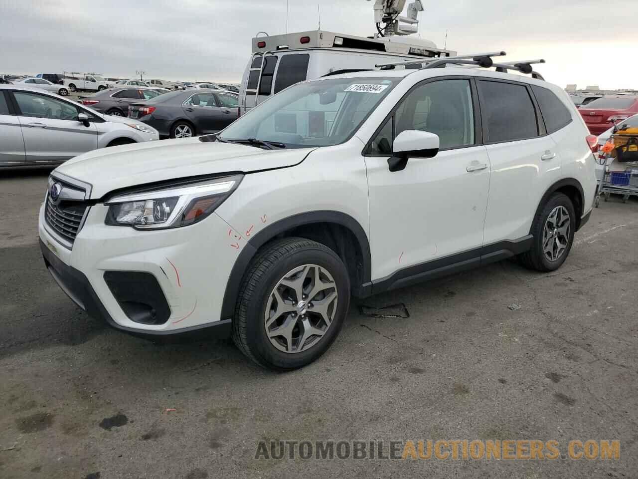 JF2SKAEC0KH542555 SUBARU FORESTER 2019