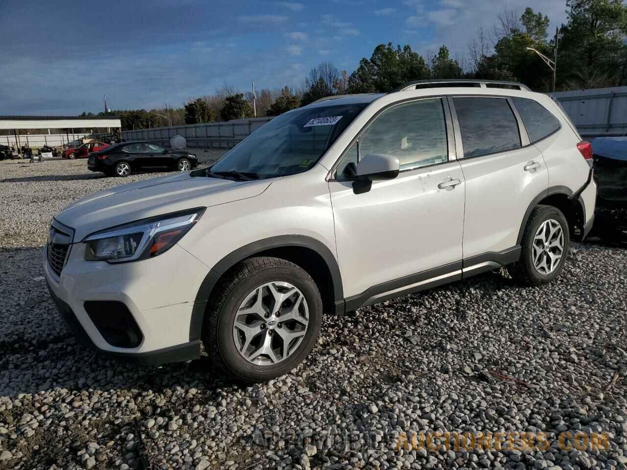 JF2SKAEC1KH446174 SUBARU FORESTER 2019