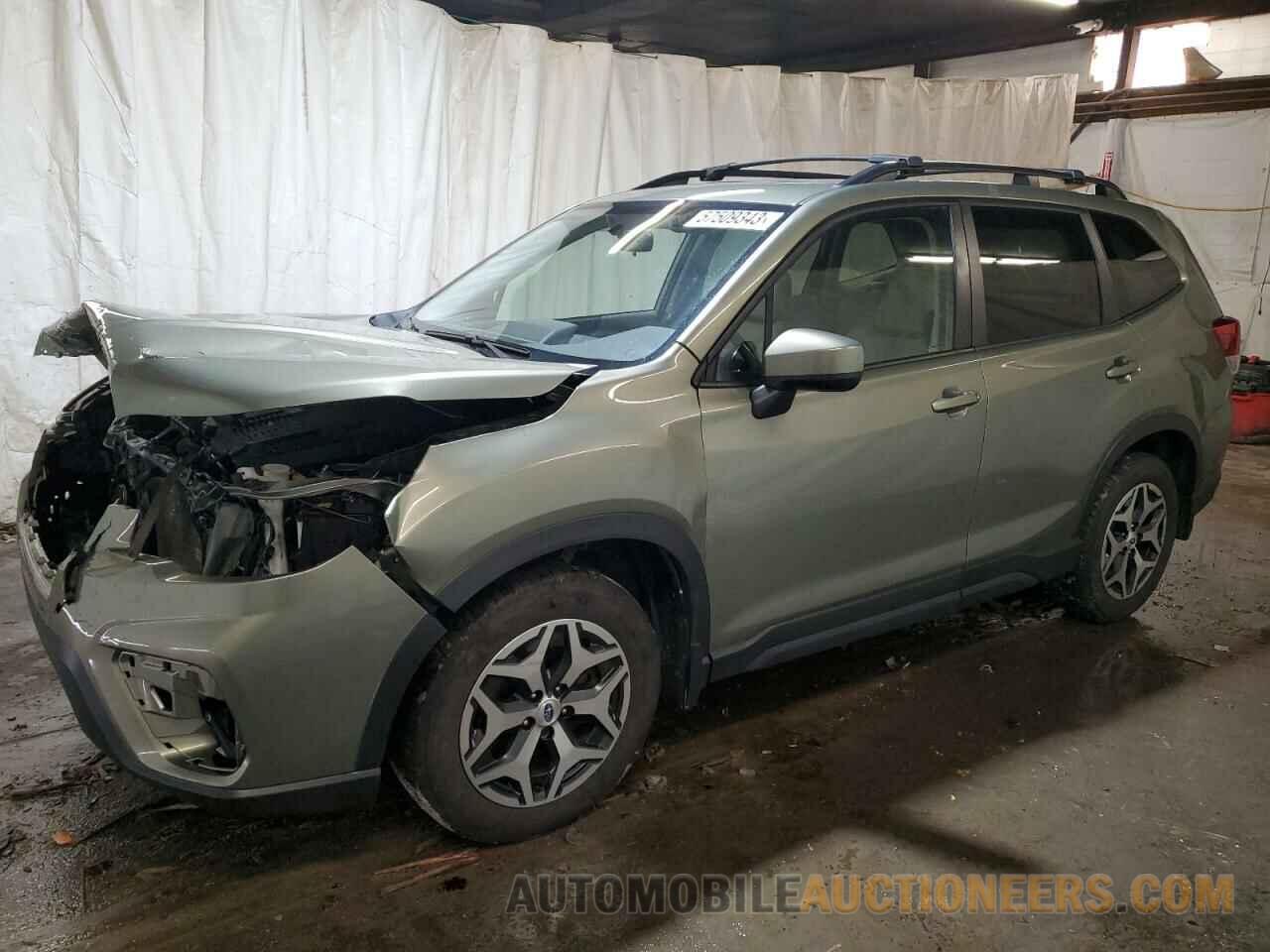 JF2SKAEC1KH525781 SUBARU FORESTER 2019