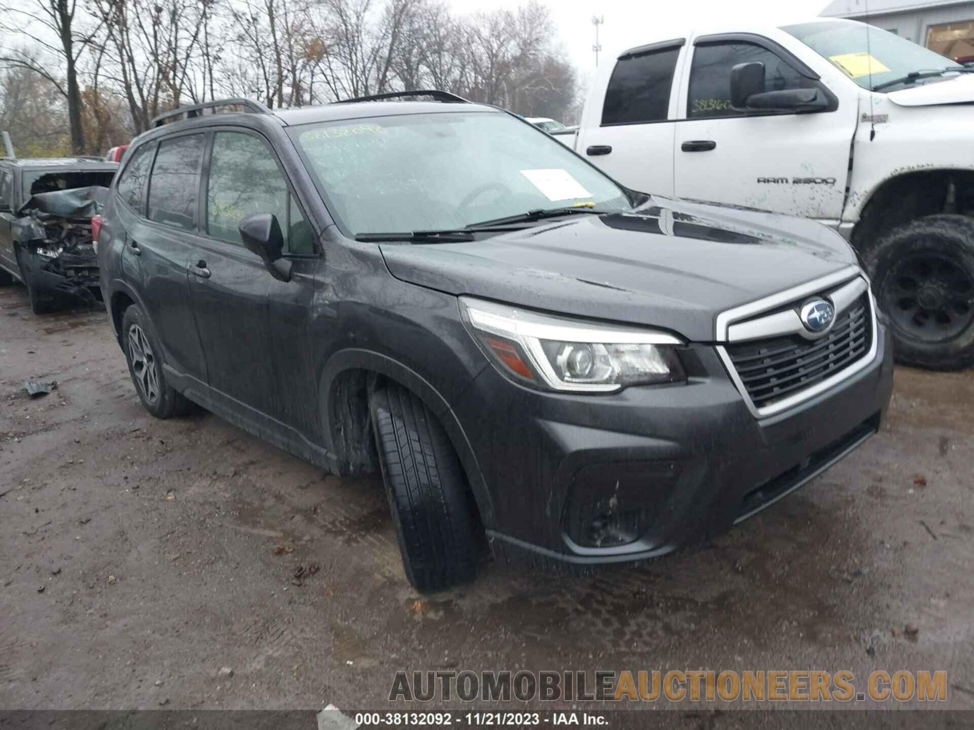 JF2SKAEC3KH463123 SUBARU FORESTER 2019