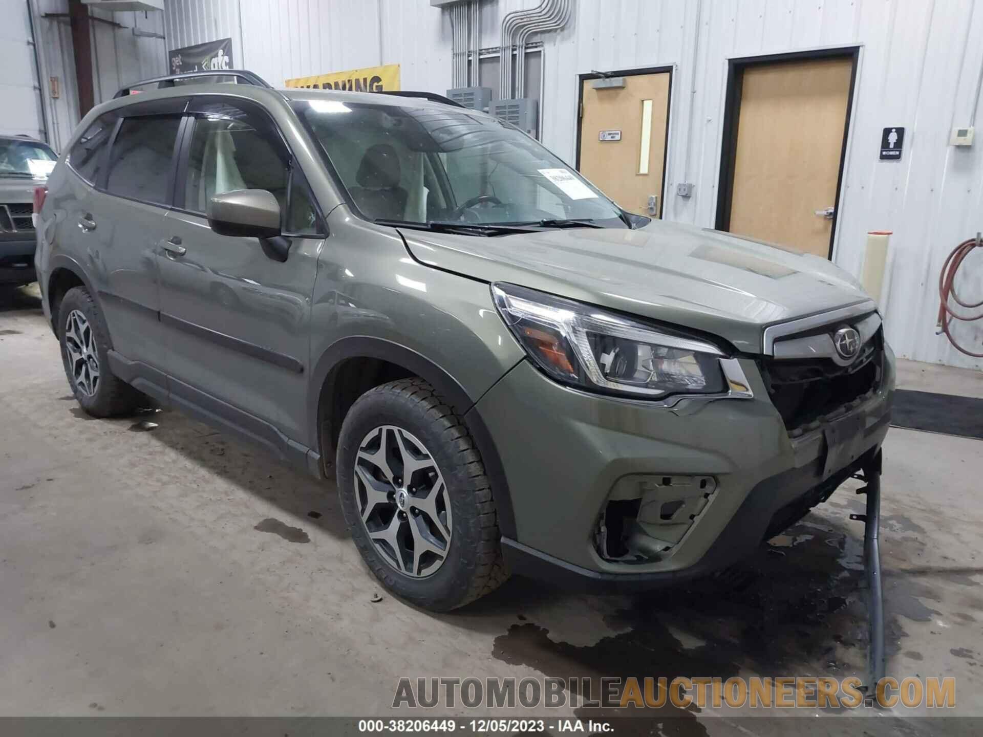 JF2SKAEC4KH405599 SUBARU FORESTER 2019