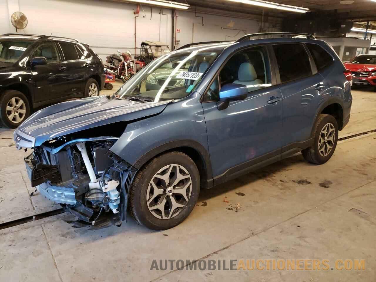 JF2SKAEC5KH467884 SUBARU FORESTER 2019