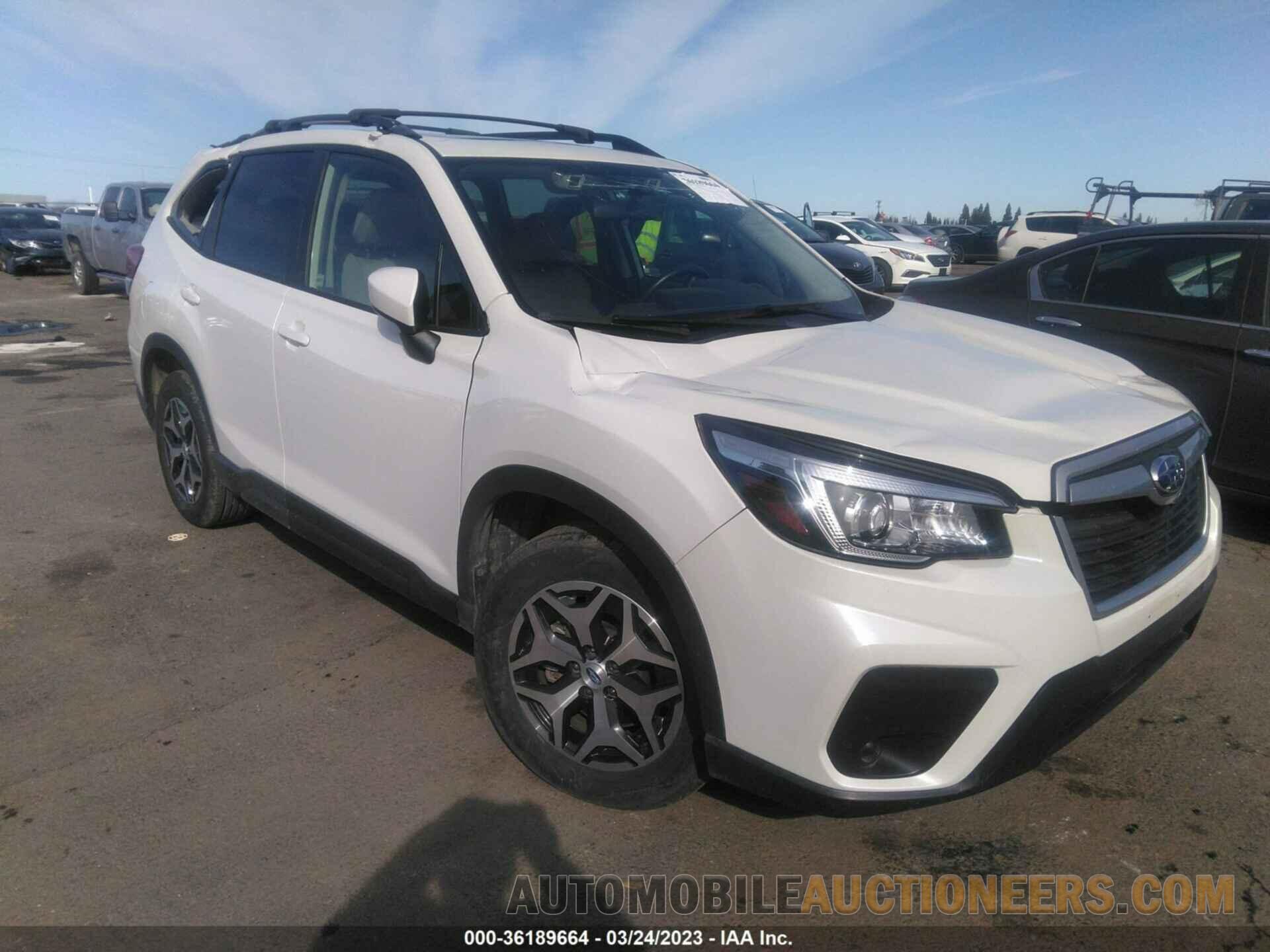 JF2SKAEC5KH497404 SUBARU FORESTER 2019