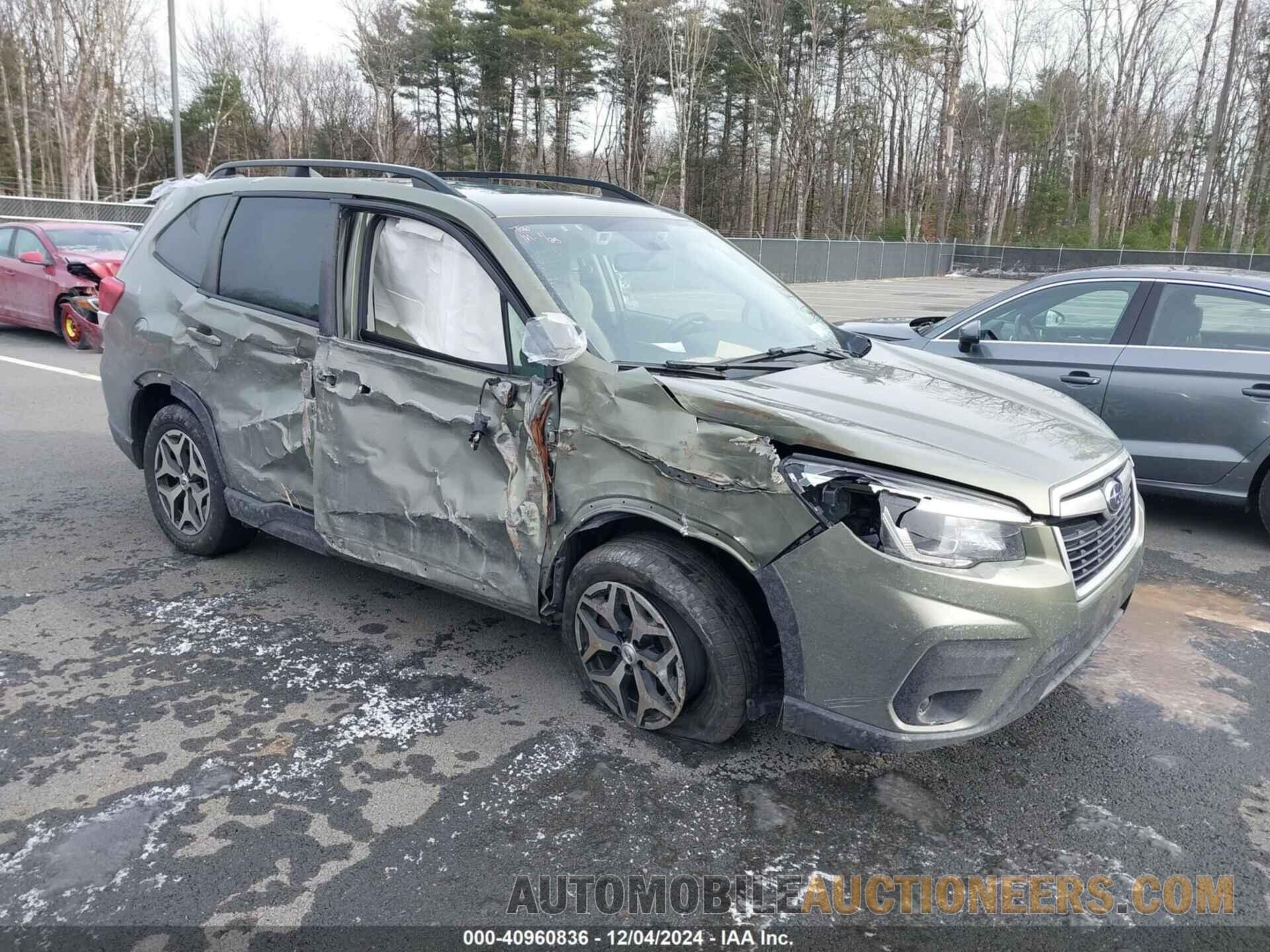 JF2SKAEC8KH460895 SUBARU FORESTER 2019