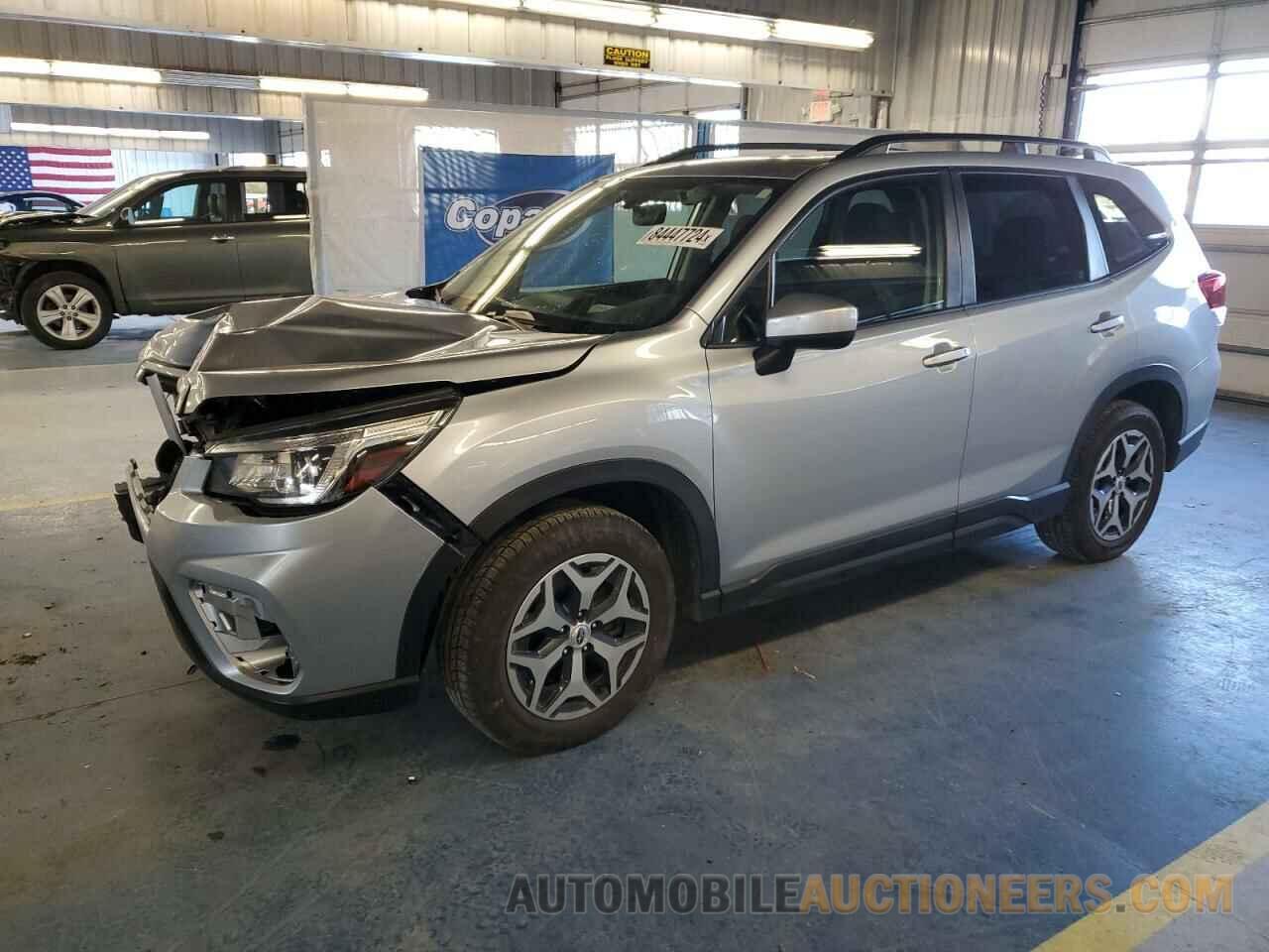 JF2SKAGC2KH586103 SUBARU FORESTER 2019