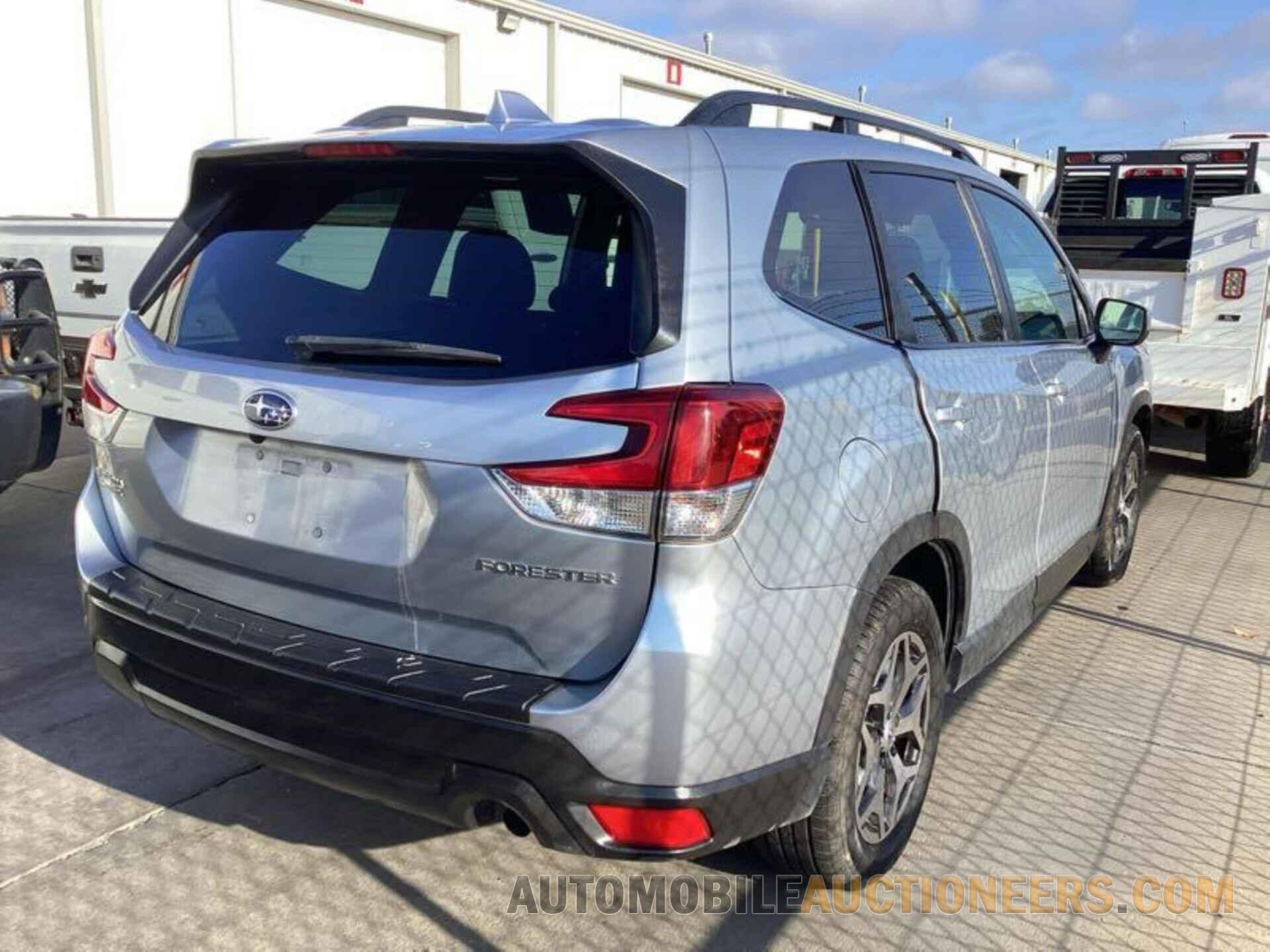 JF2SKAJC7MH556221 SUBARU FORESTER 2021