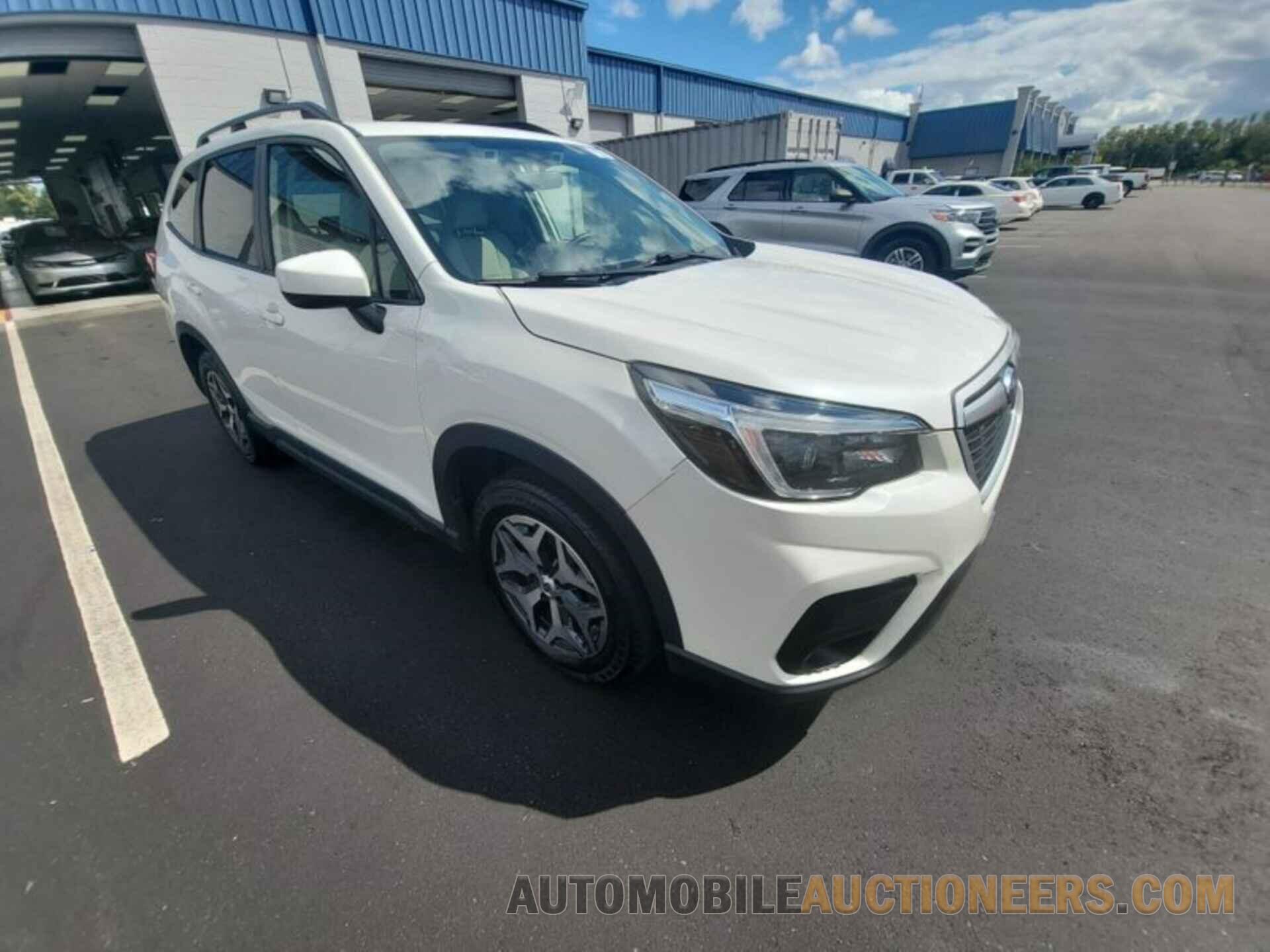 JF2SKAJCXMH493602 SUBARU FORESTER 2021