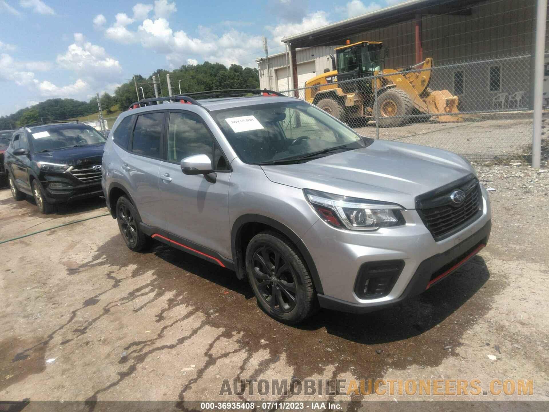 JF2SKAPC8KH577633 SUBARU FORESTER 2019