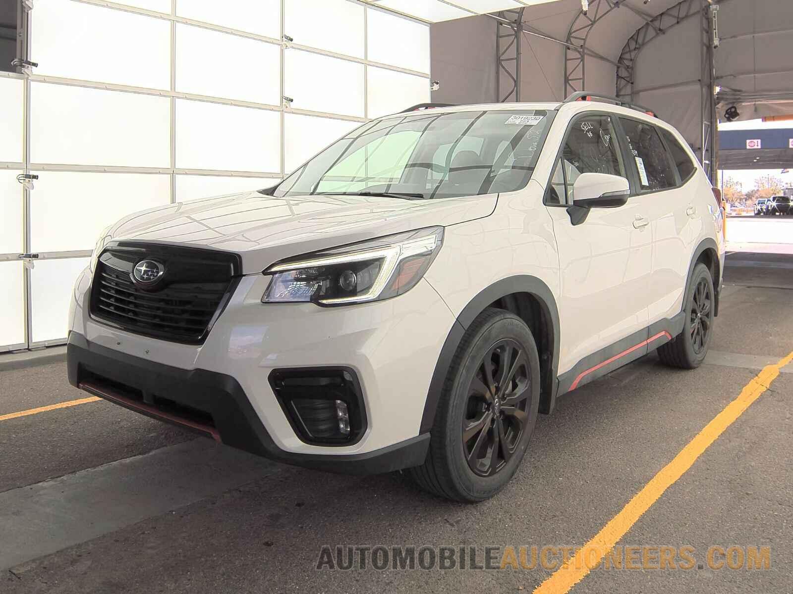 JF2SKARCXMH524013 Subaru Forester 2021