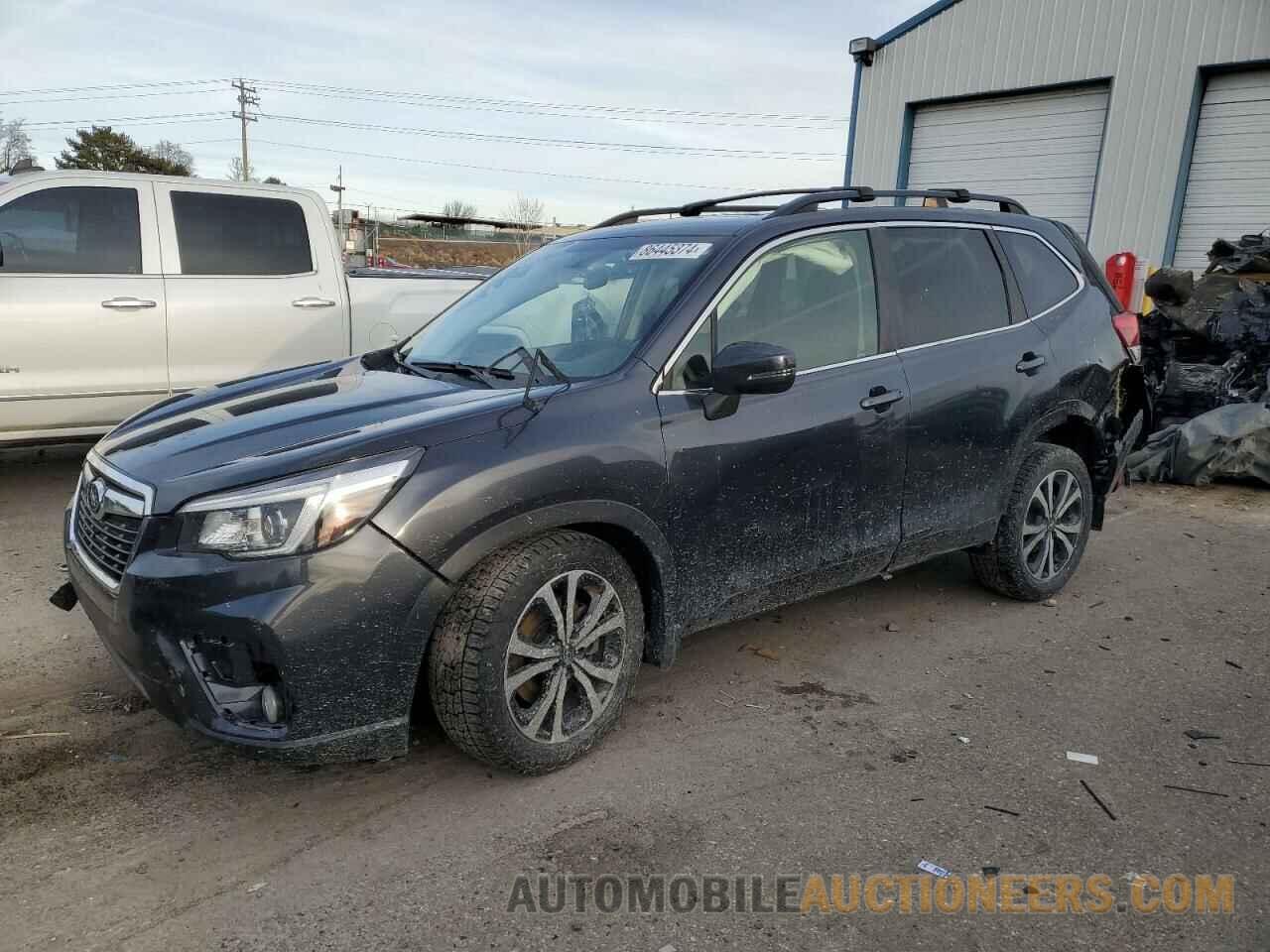 JF2SKASC8KH582001 SUBARU FORESTER 2019