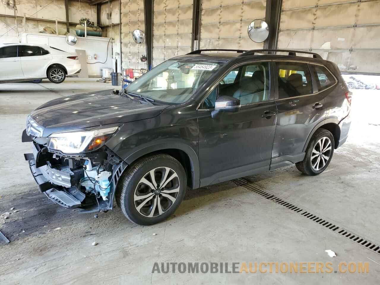 JF2SKAUC8KH585462 SUBARU FORESTER 2019