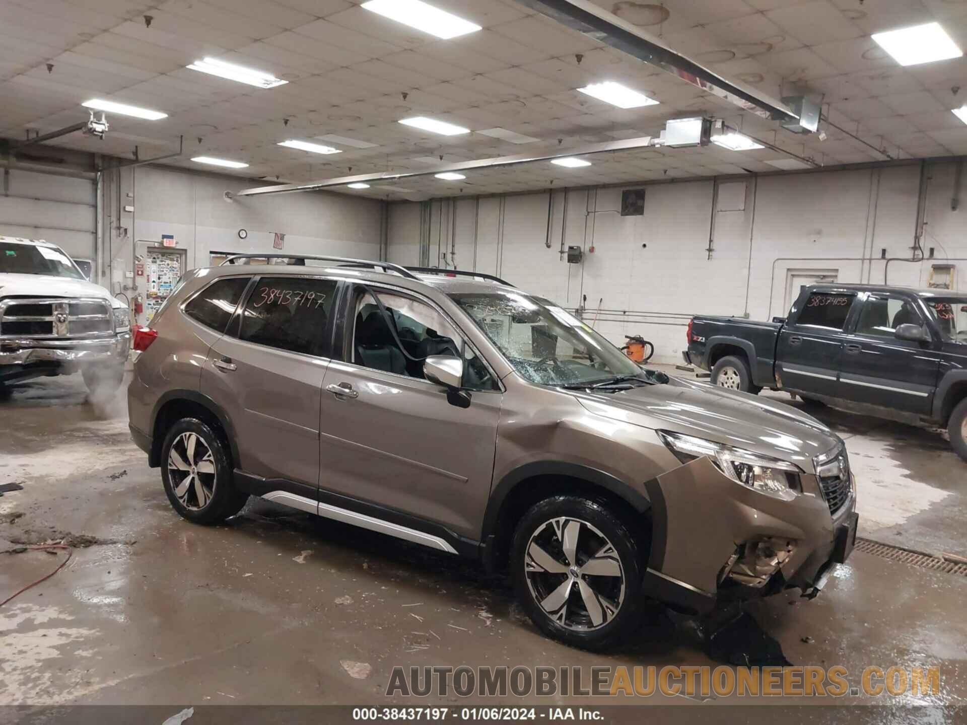 JF2SKAWC9KH503882 SUBARU FORESTER 2019