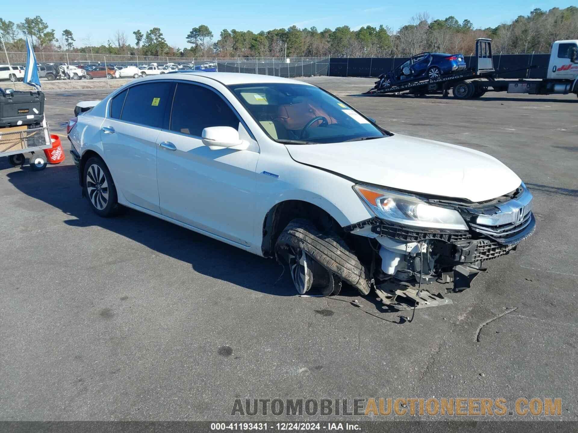 JHMCR6F36HC018356 HONDA ACCORD HYBRID 2017