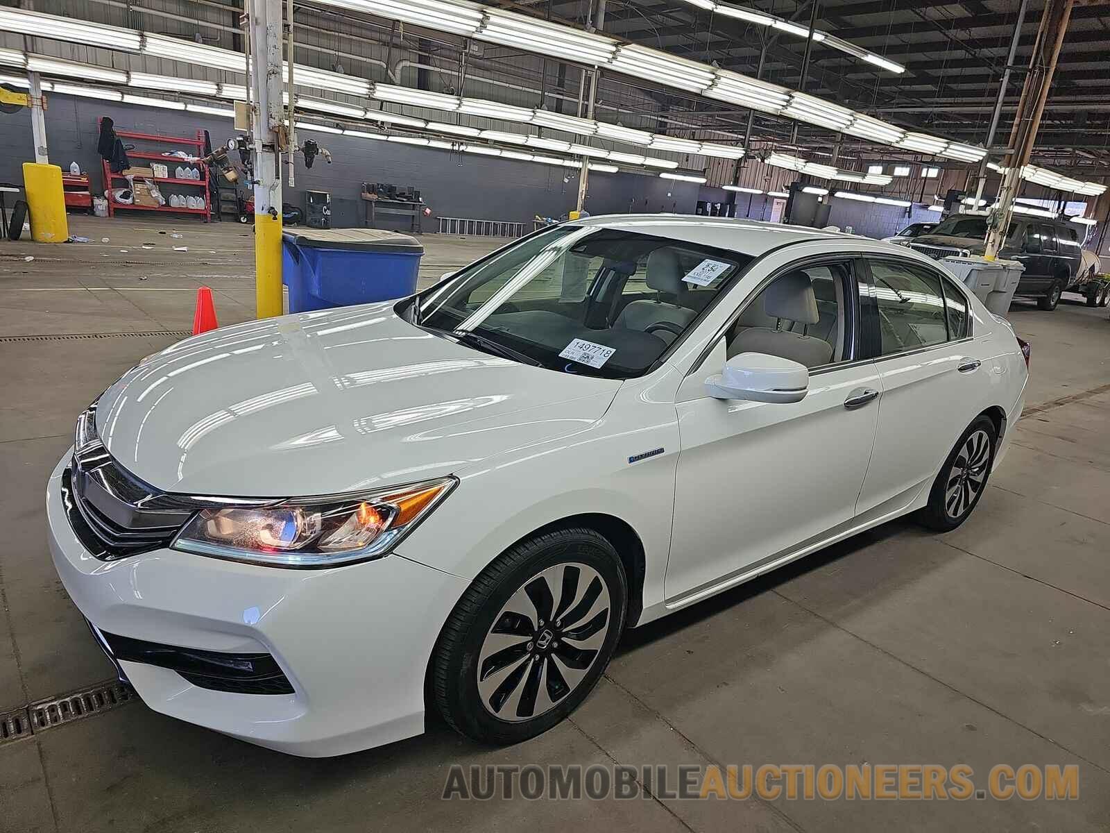 JHMCR6F38HC014034 Honda Accord Hybrid 2017