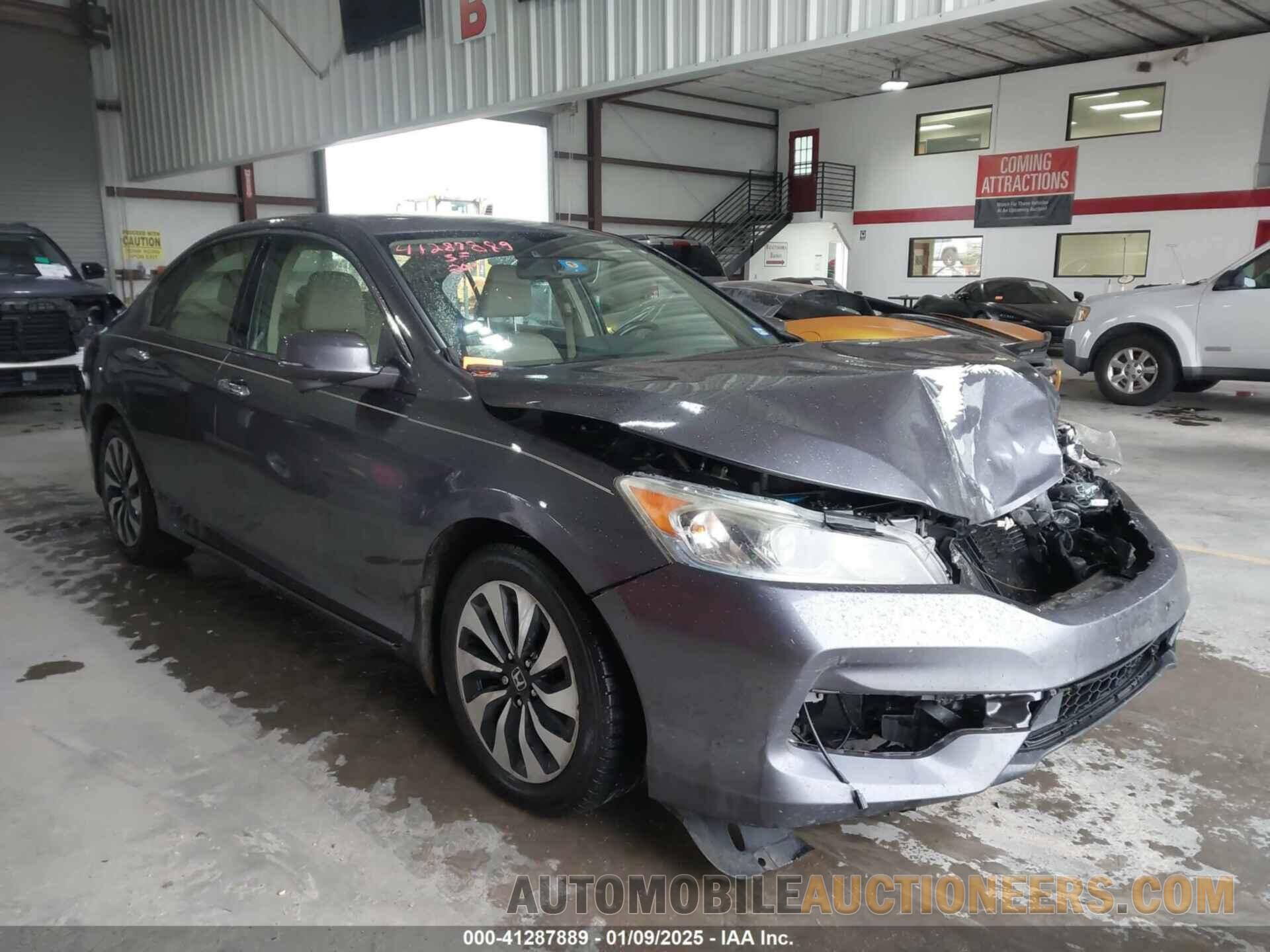 JHMCR6F52HC023958 HONDA ACCORD HYBRID 2017