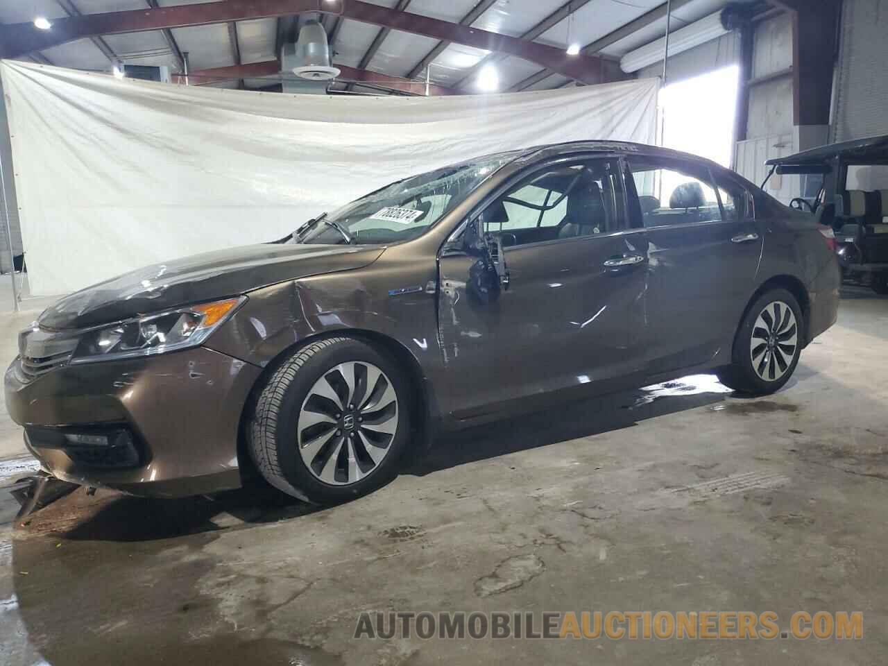 JHMCR6F57HC021011 HONDA ACCORD 2017